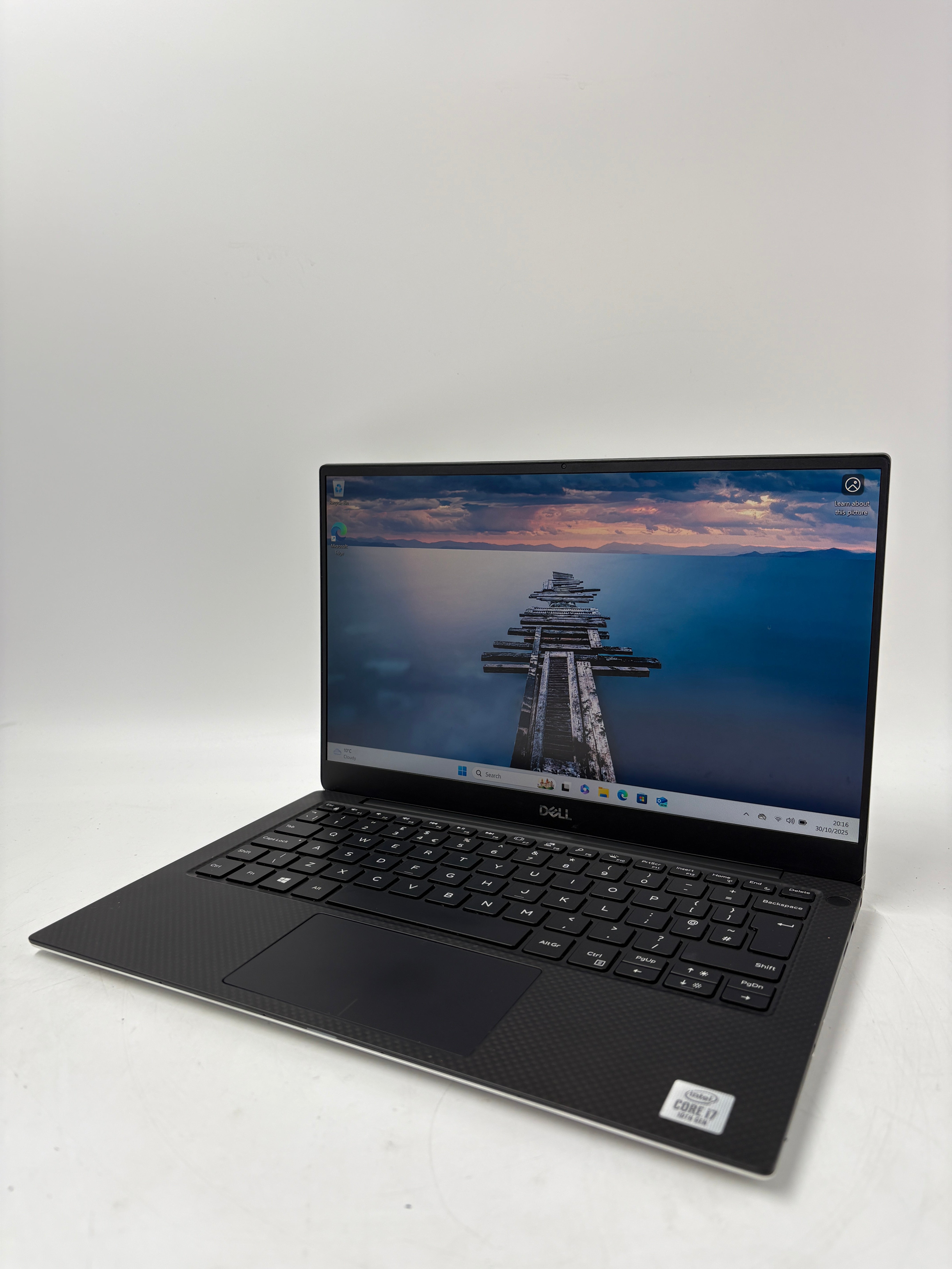 Dell XPS 7390 13.3" i7 10th Gen 16GB RAM 512GB SSD W11