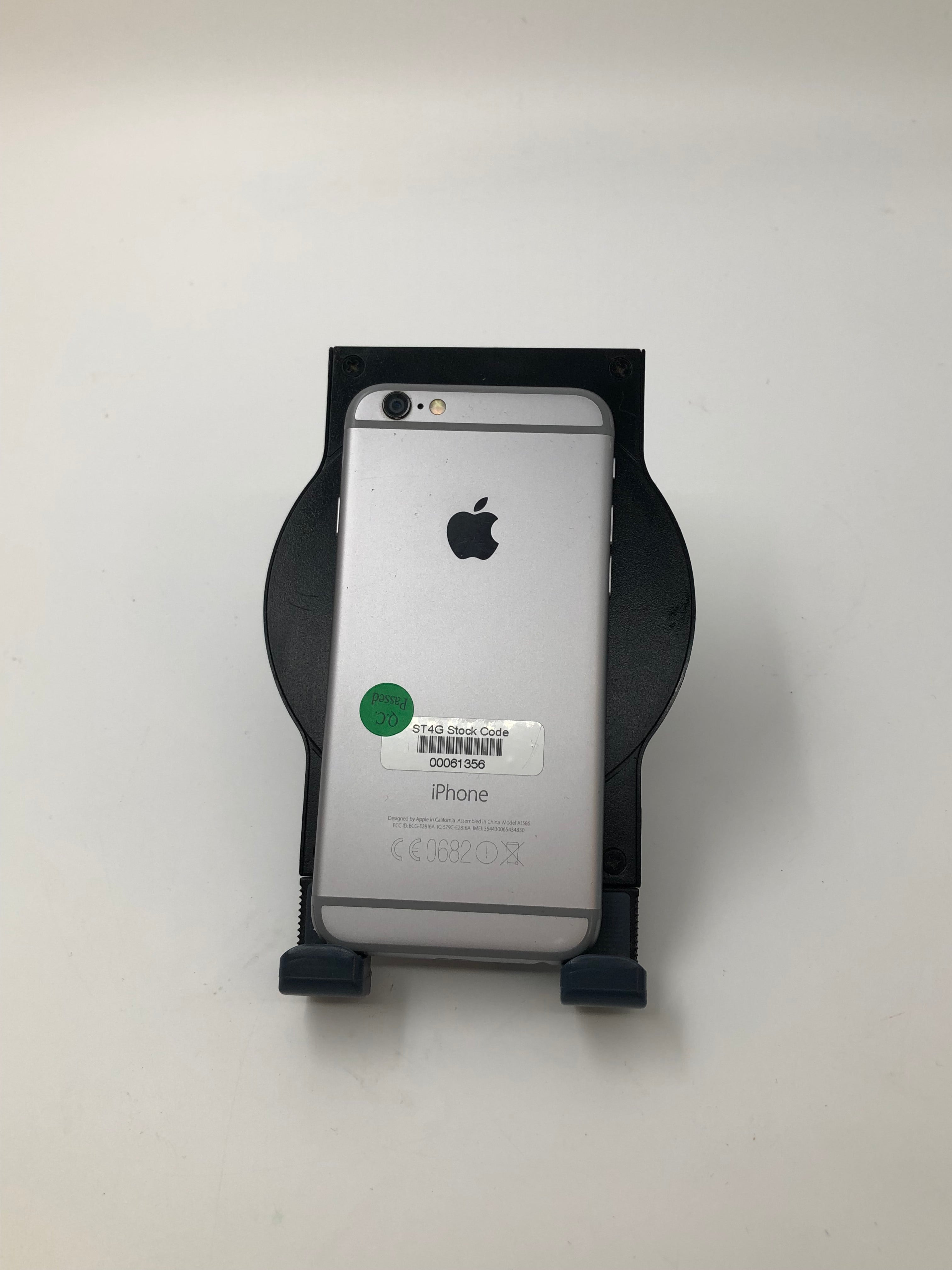 Apple iPhone 6 (2014), 4.7" Screen, 16GB Storage, A8 Chipset, Silver, Unlocked