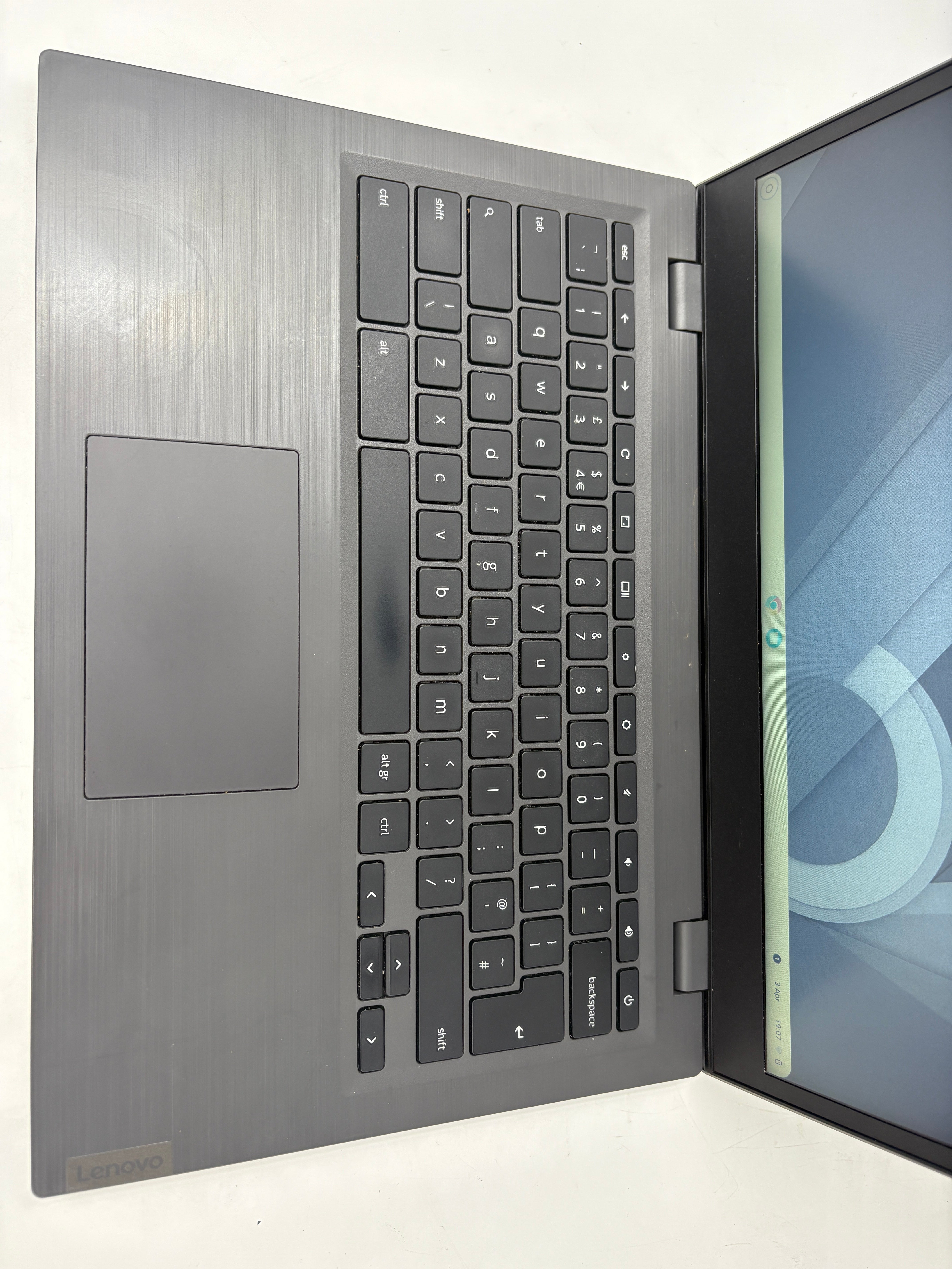 Lenovo Chromebook S345-14AST 14" Screen AMD A6-9220C Radeon R5 4GB RAM 2GB SSD