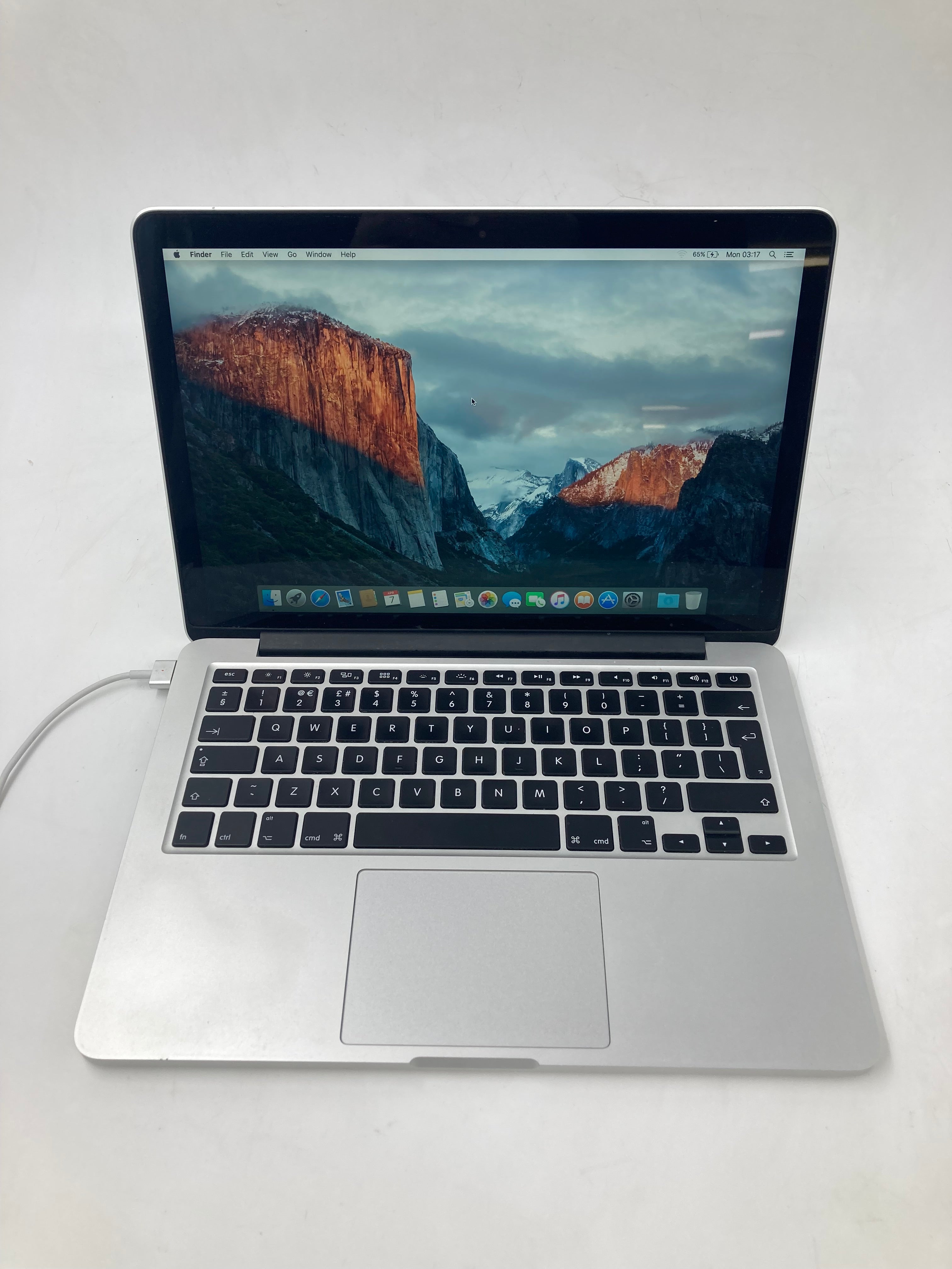 Apple MacBook Pro A1502 EMC 2835 13.3" i5 8GB RAM 256GB SSD