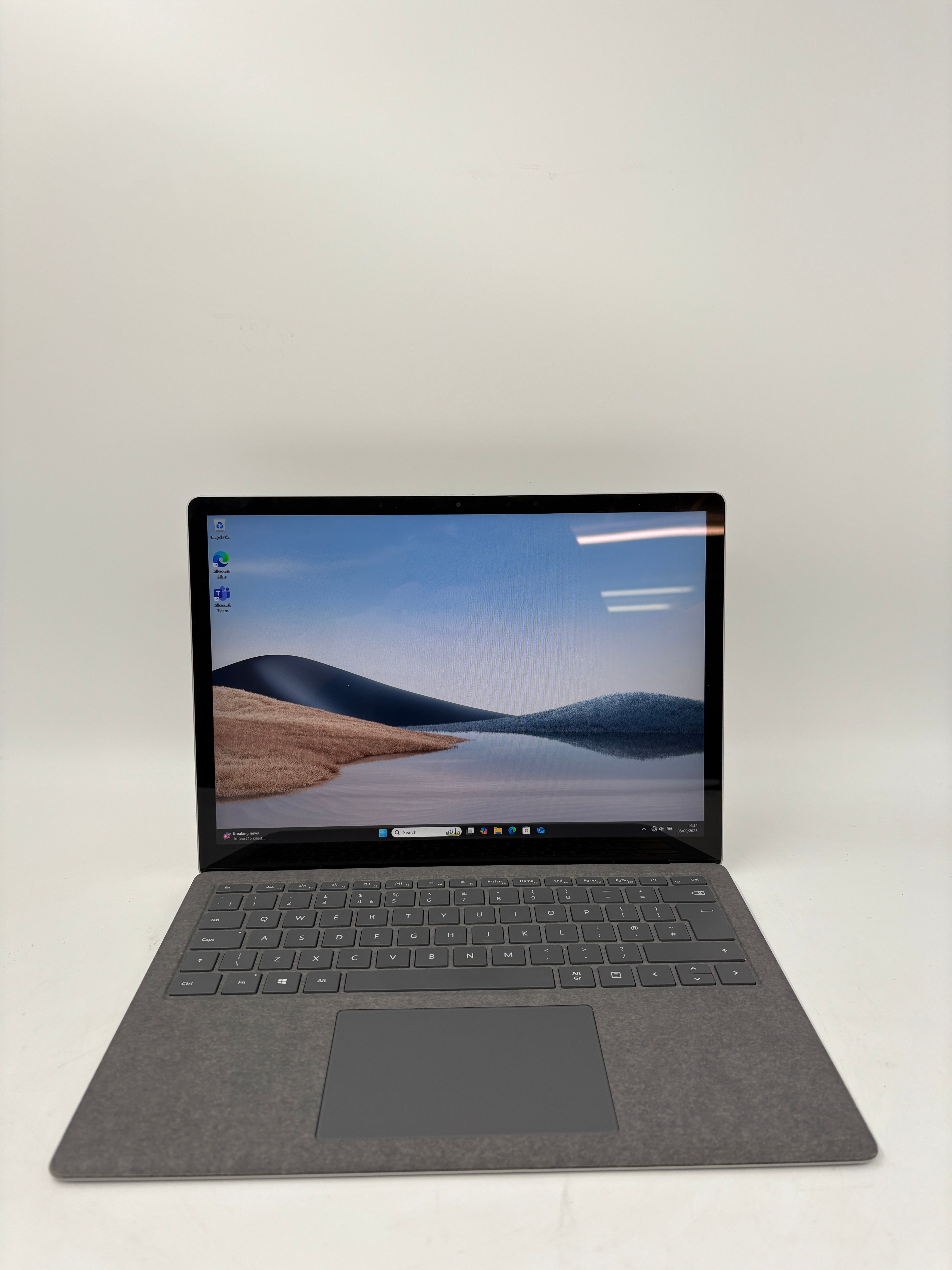 Microsoft Laptop 4 13.5" TouchScreen i5 11th Gen 8GB RAM 256GB SSD W11