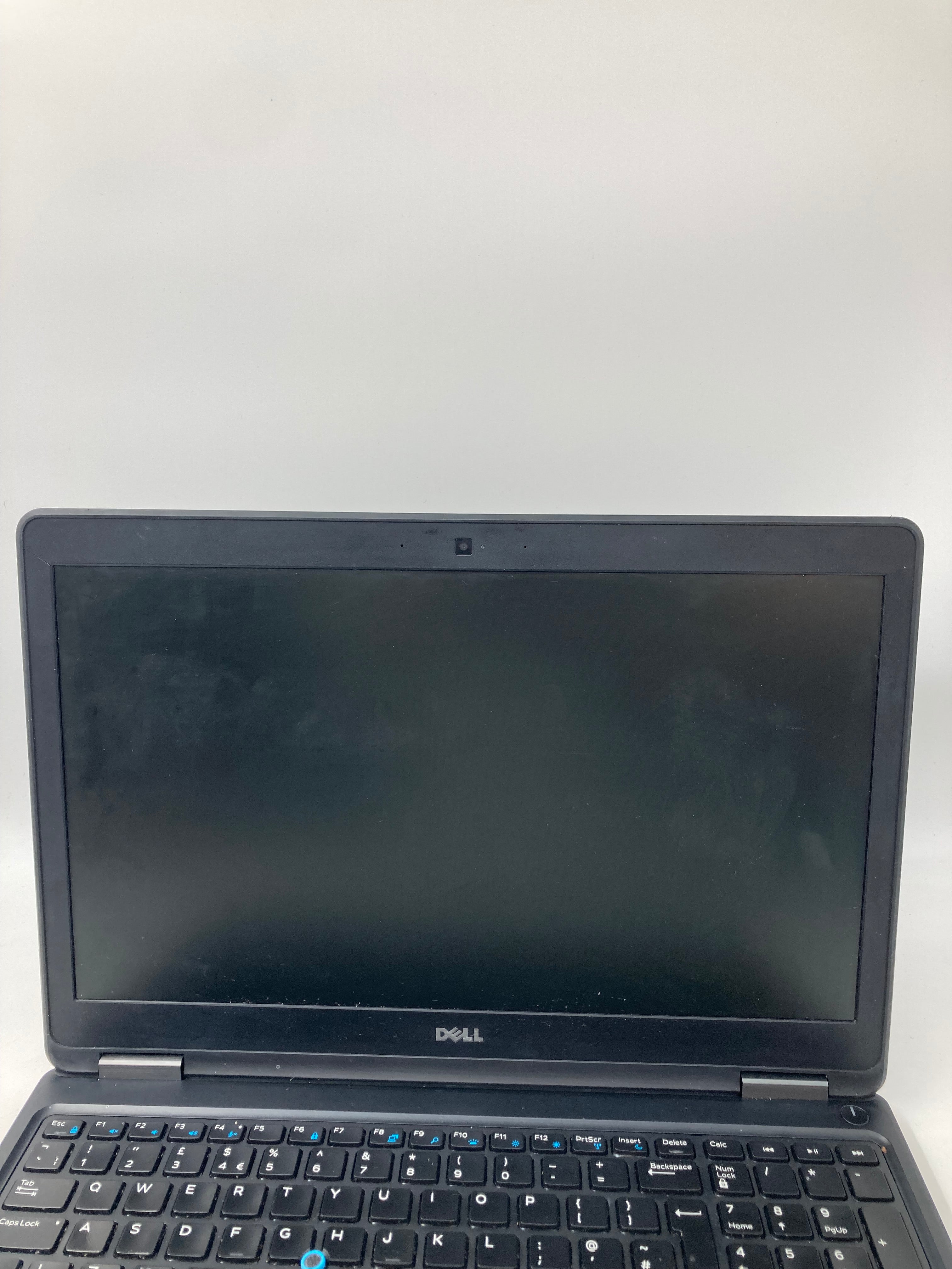 Dell Latitude E5550 15" Screen i5 5th Gen 4GB RAM 500GB SSD Win 10 *Spares*