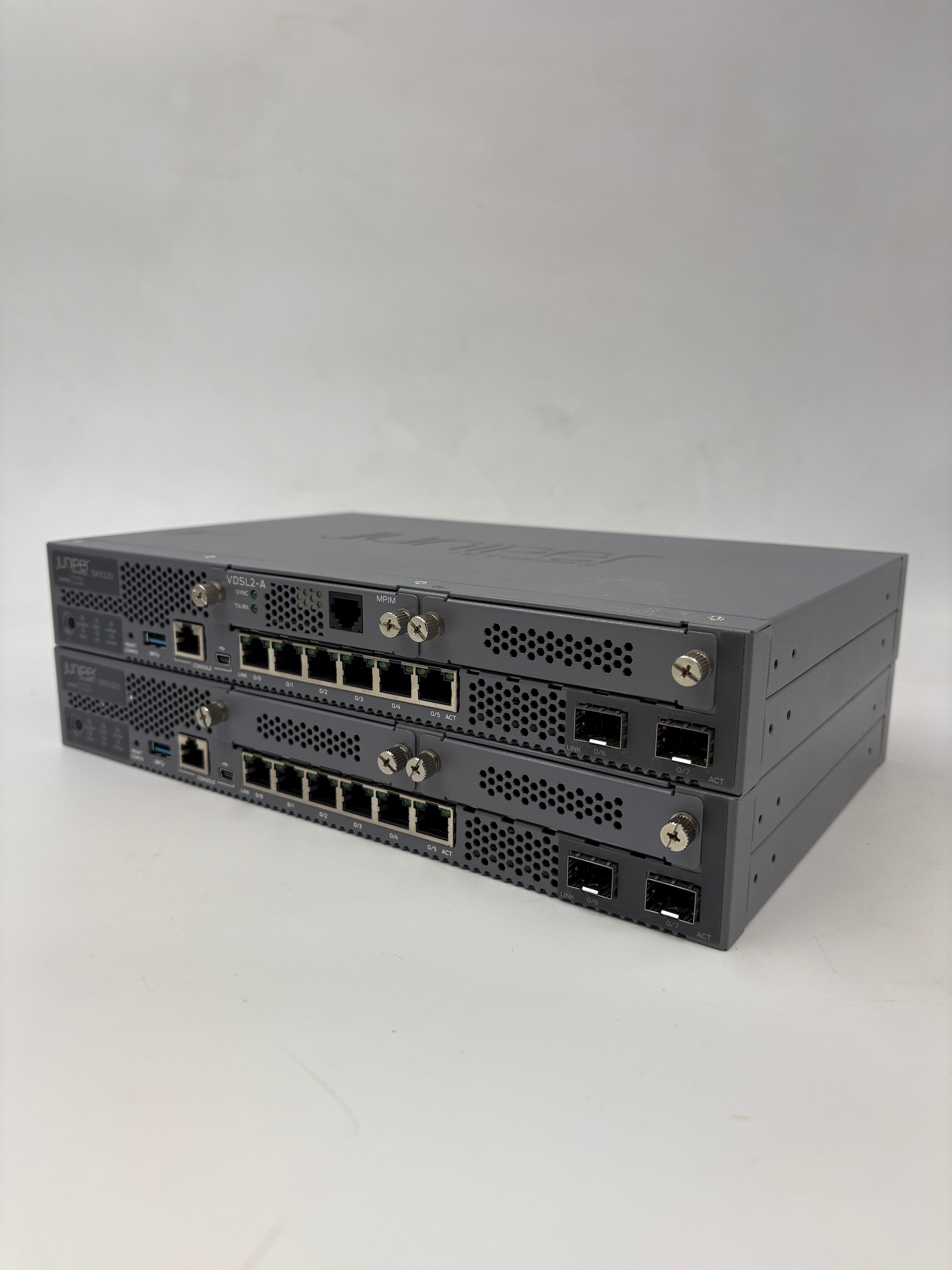 Batch of 2 Juniper Gateway Firewall SRX320-SYS-JB