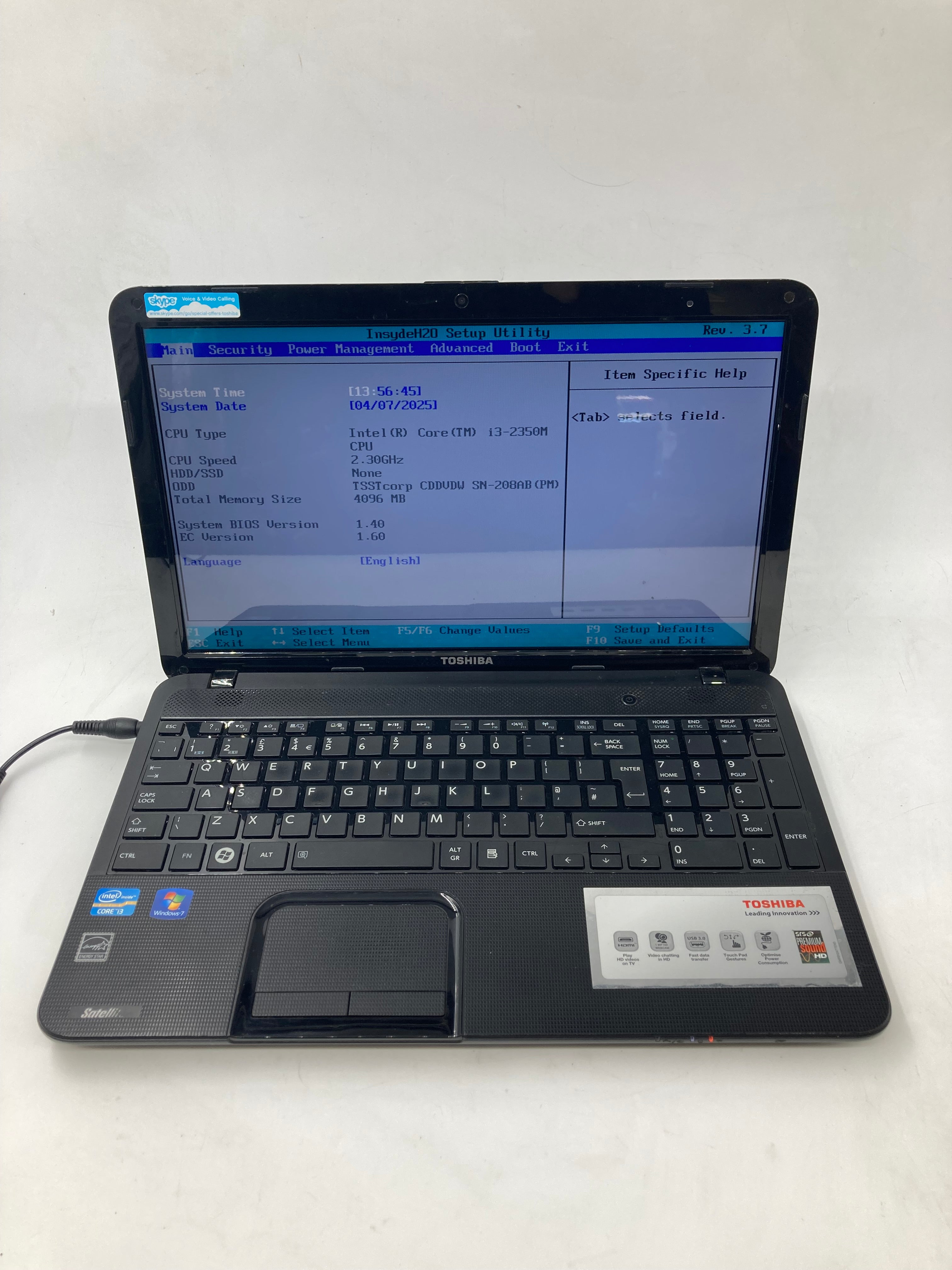 Toshiba Laptop Satellite C855-12C 15.6" i3 2nd Gen 4GB RAM No HDD *Spares*