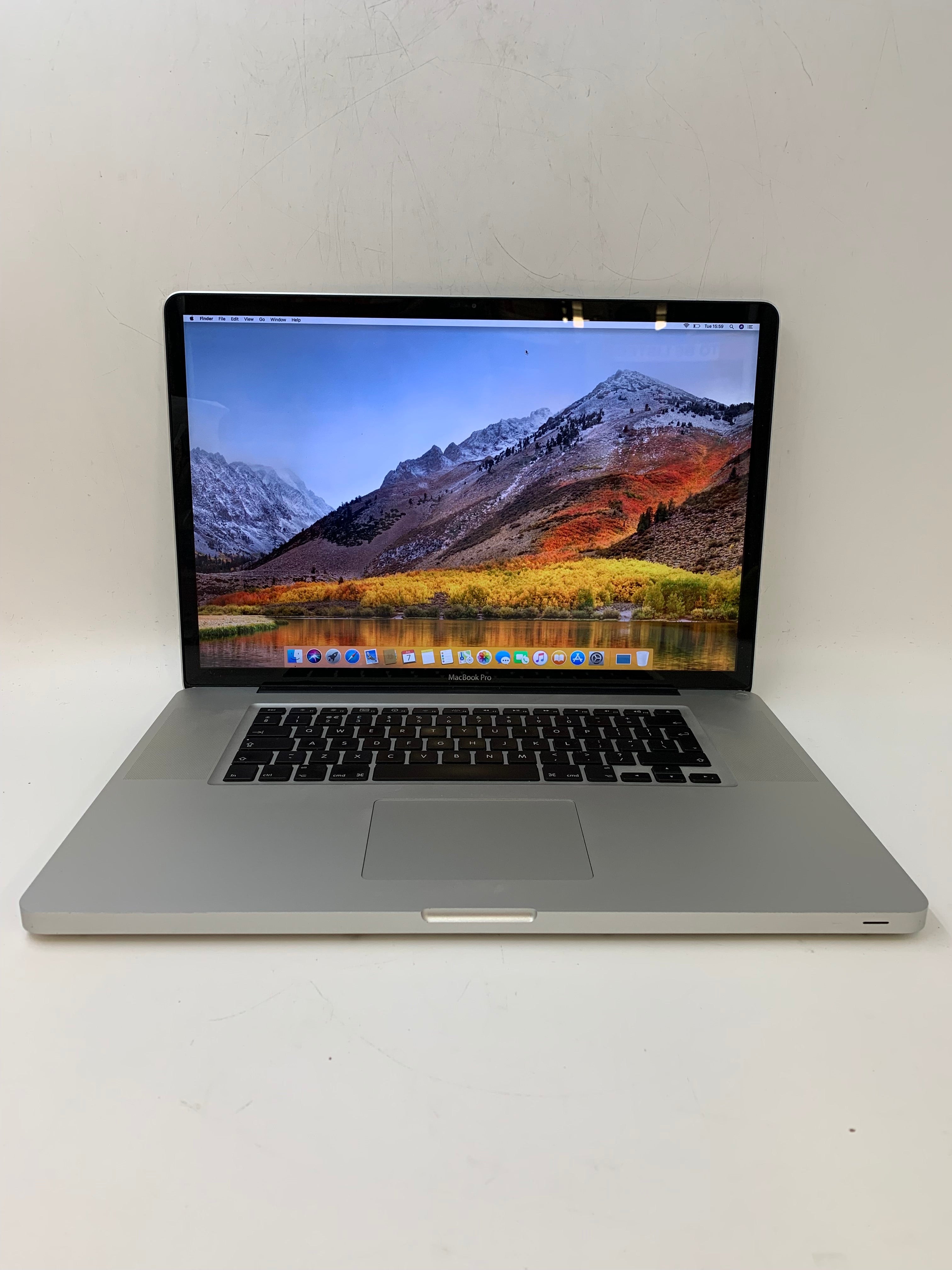 Apple MacBook Pro M2010 | 17" WUXGA | Intel Core i5 | 4GB RAM | 500 HDD | macOS