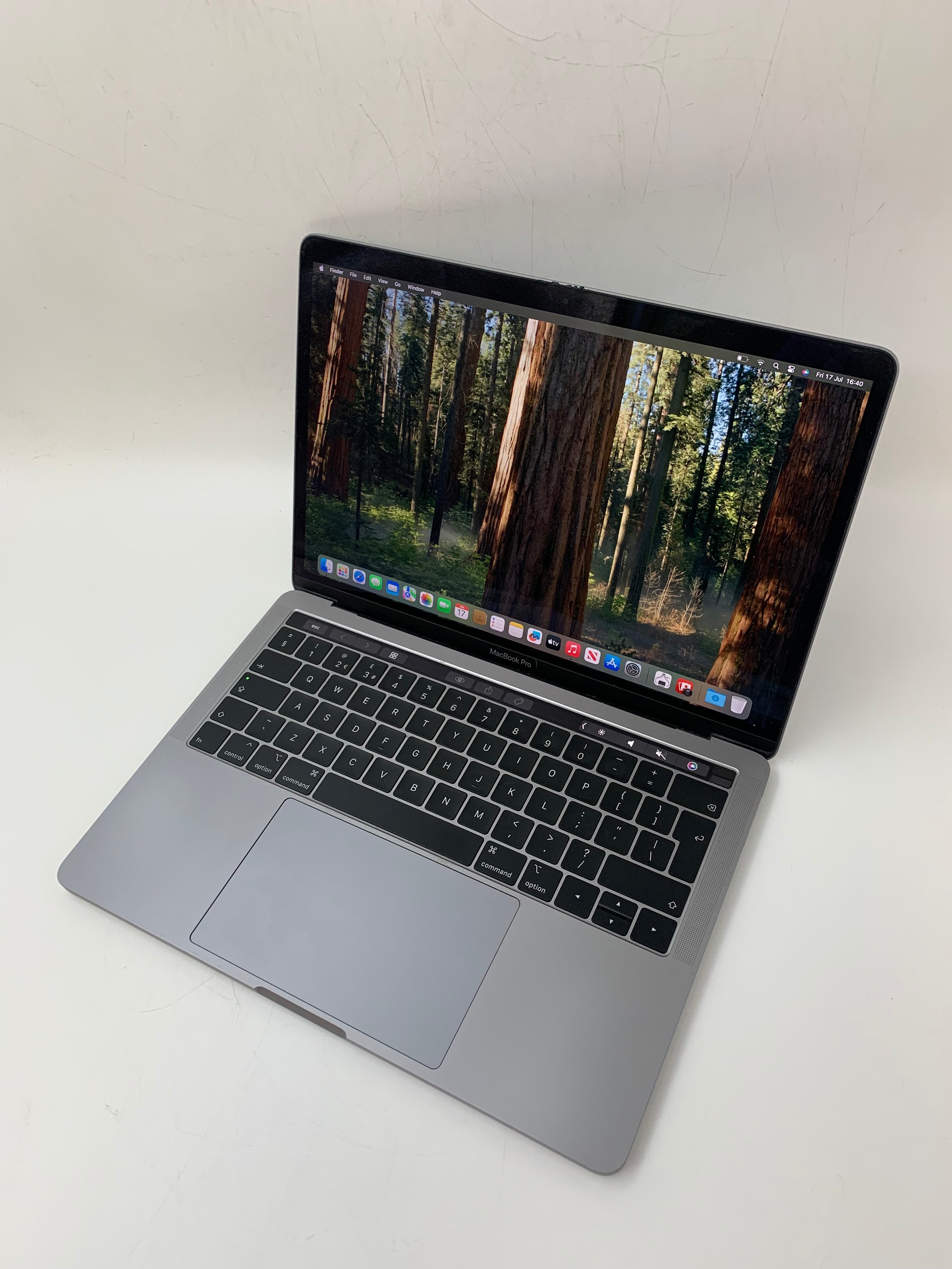 Apple MacBook Pro 2019 | 13" WQXGA | Intel Core i5 | 16GB RAM | 250GB SSD | macOS