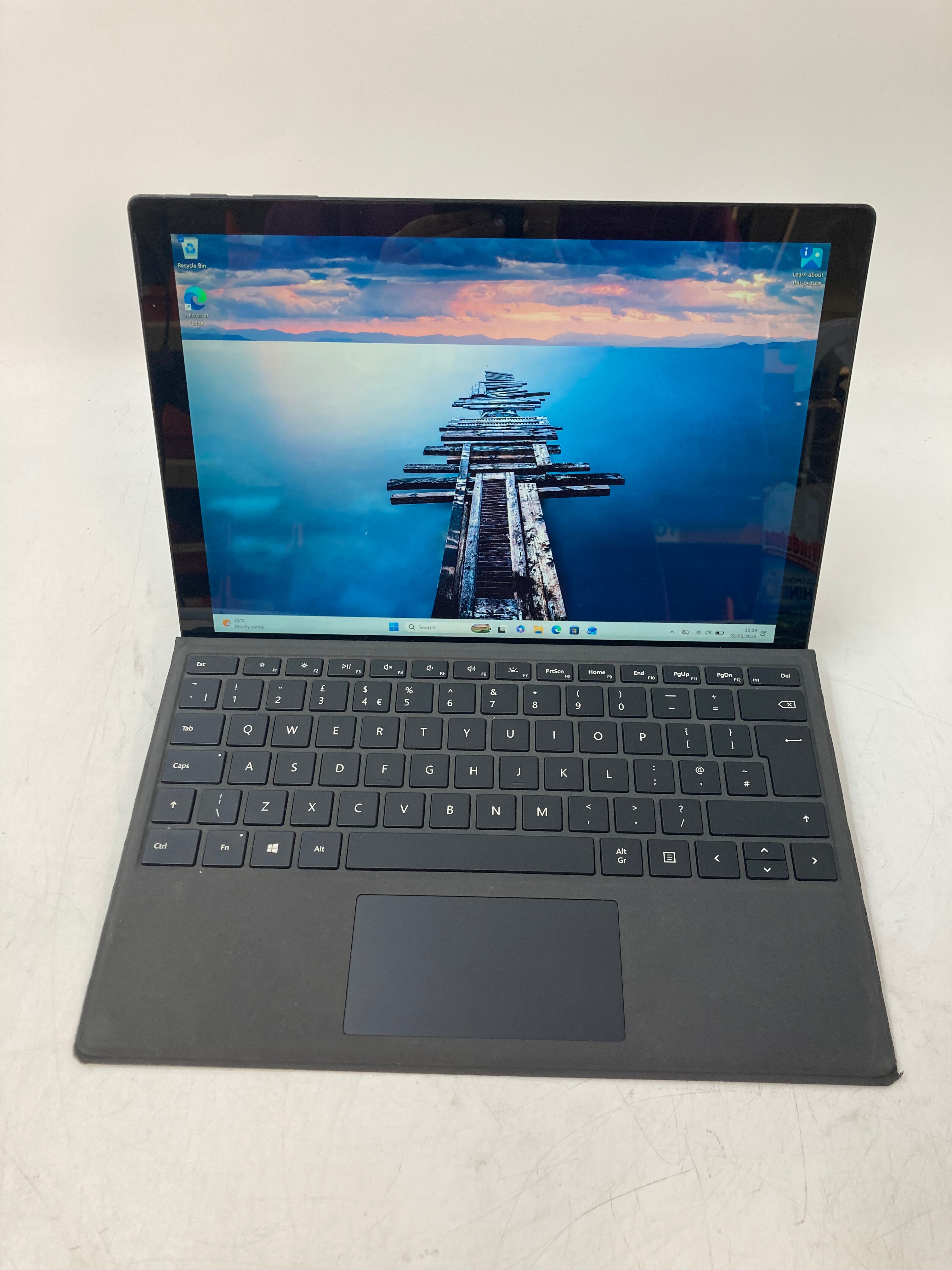 Microsoft Surface Pro 6 | 12.3" Touchscreen | i5 8th Gen CPU | 8GB RAM | 256GB SSD | W11 Pro