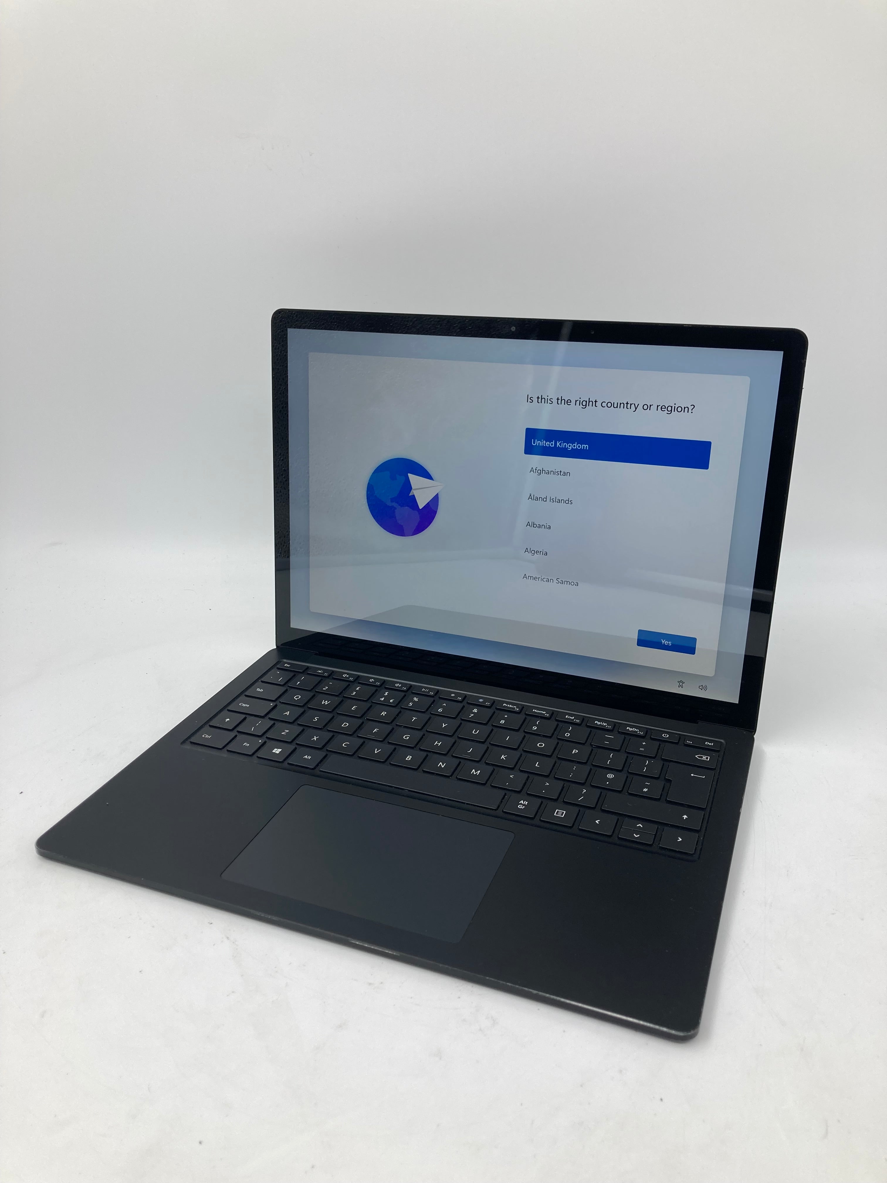 Microsoft Surface Laptop 3 13" i5 10th Gen 8GB RAM 256GB SSD W11