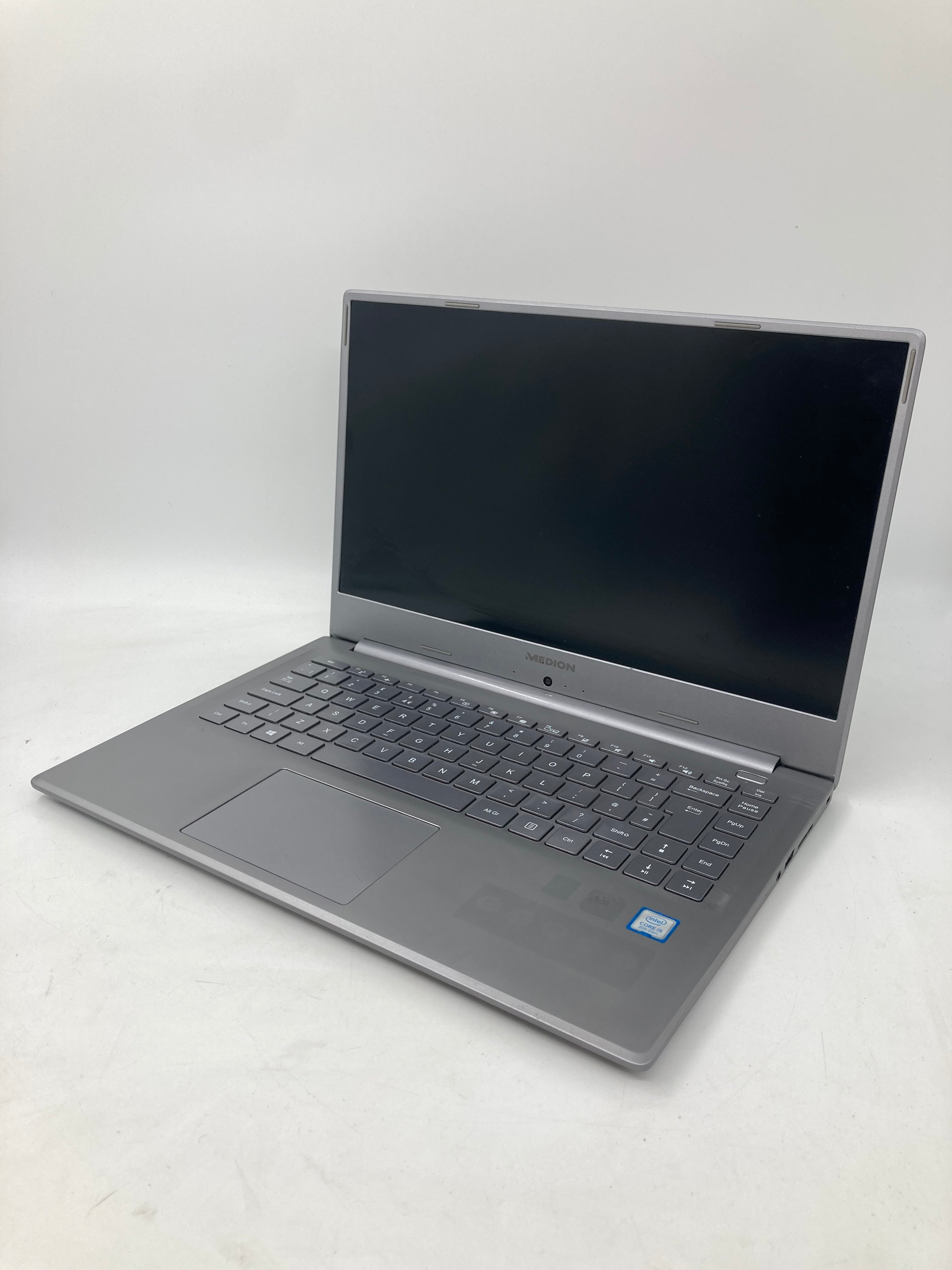 Medion Akoya S6445 15.6" Screen i5 8th Gen 8GB RAM No SSD No OS