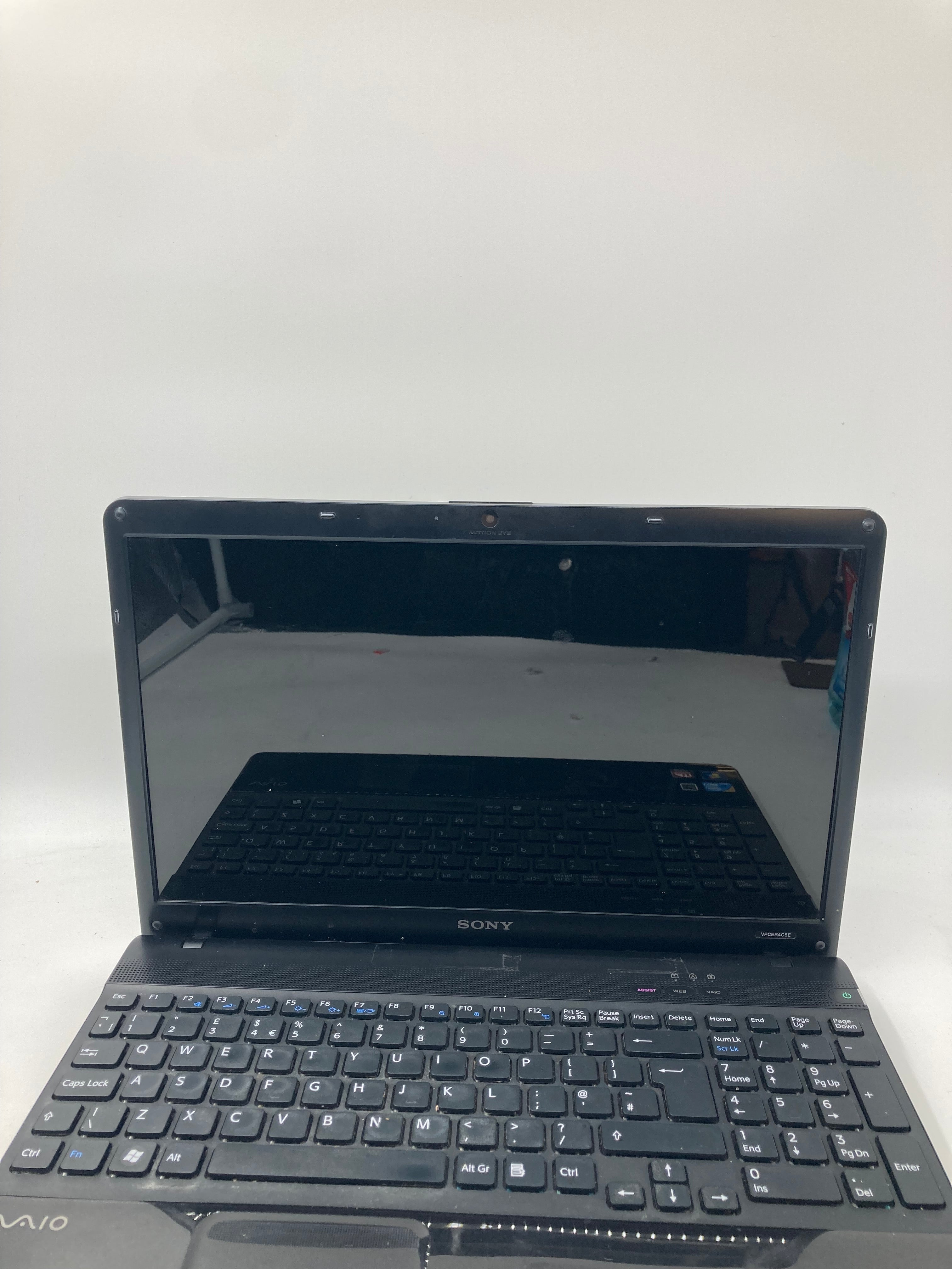 Sony Vaio PCG-71211M 15.6" Screen i5 8GB RAM No SSD No OS