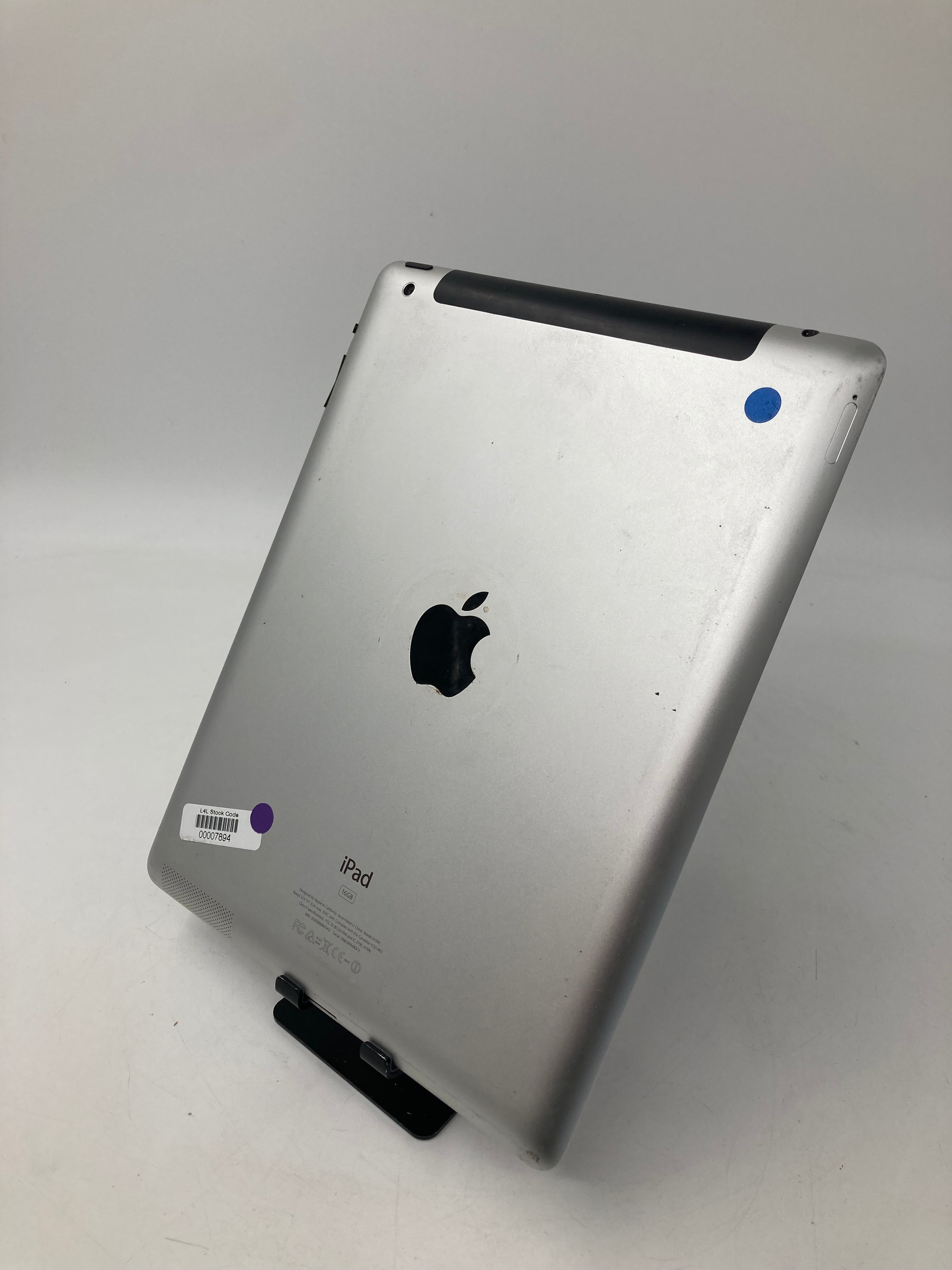 Apple iPad 2 A1396 16GB Silver Lot of Two *Spares*