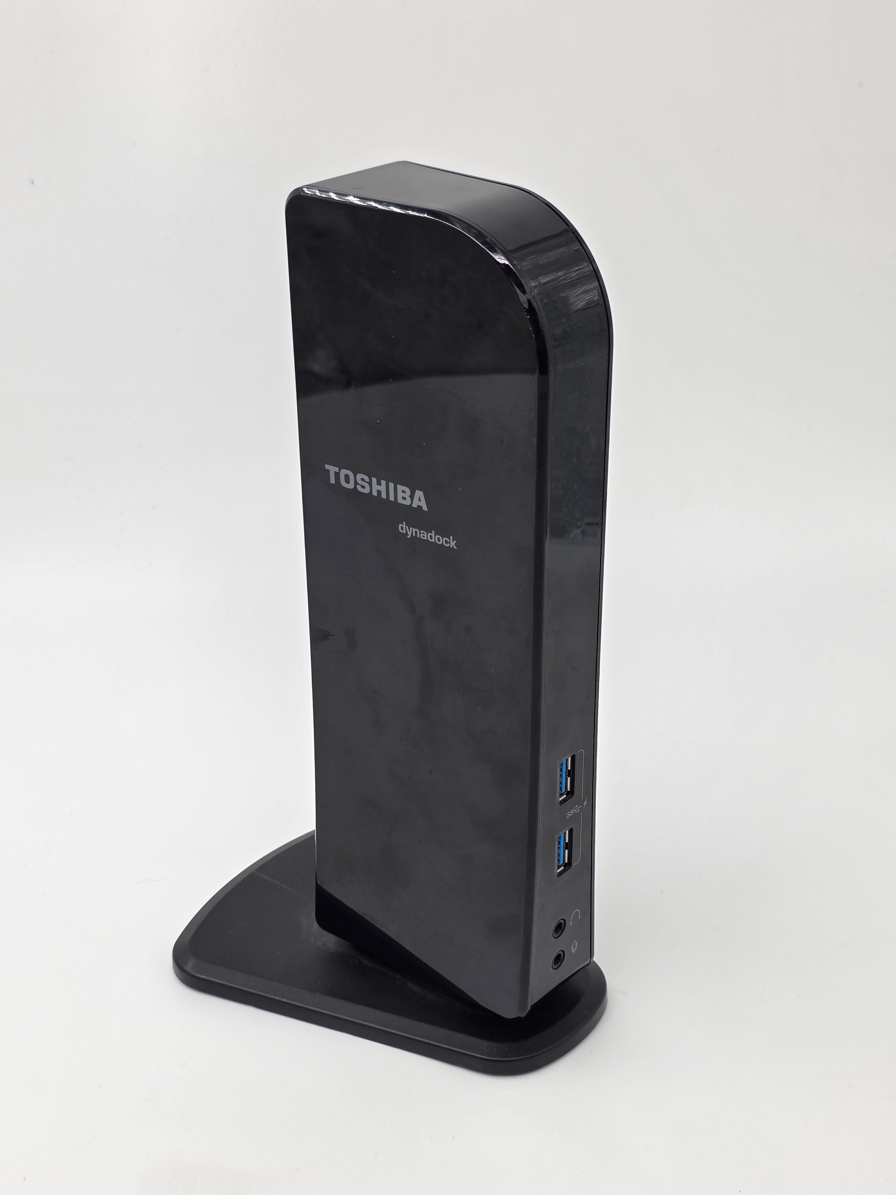 Toshiba PA3927E-1PRP DYNADOCK U3.0 REPLICATOR HDMI DVI VGA BLACK