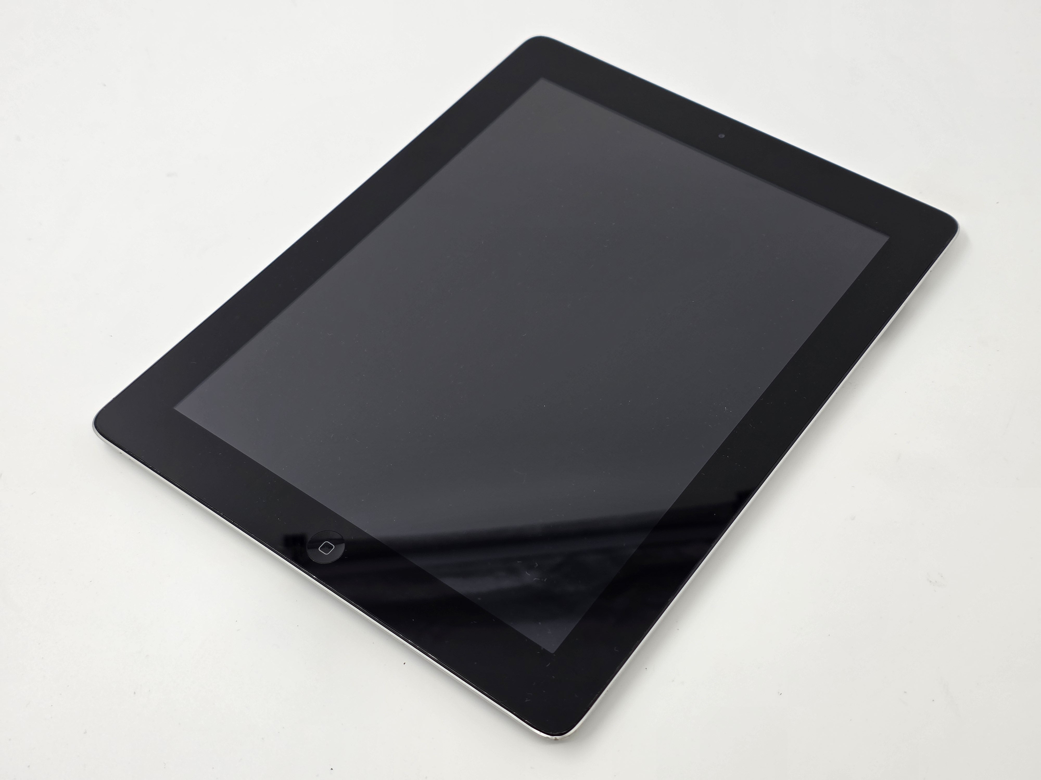 Apple iPad 4th Gen 16GB, WIFI, 9.7in BLACK, Silver SPARES ONLY