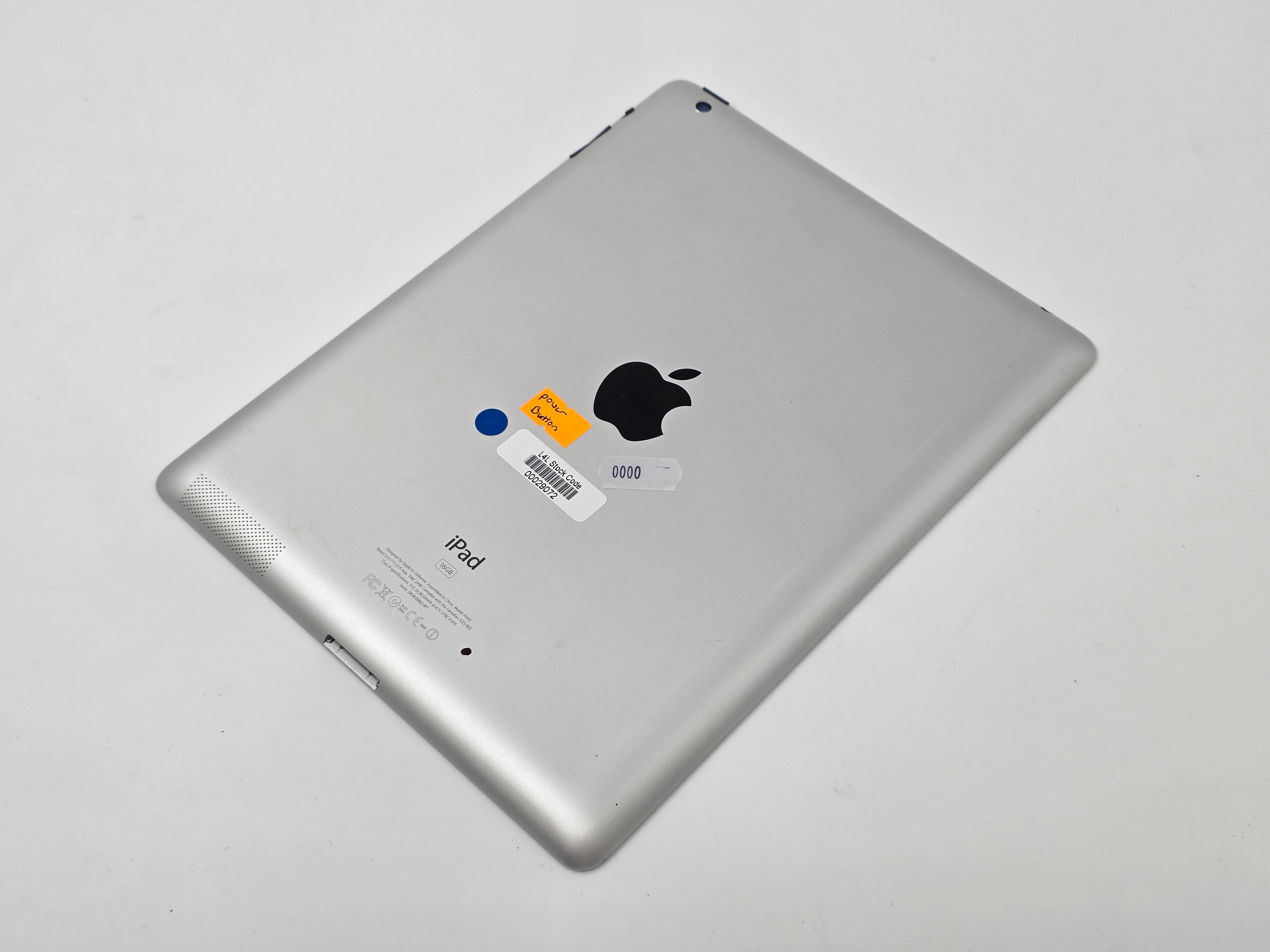 Apple iPad A1416 16GB BLACK AND SILVER 3RD GEN