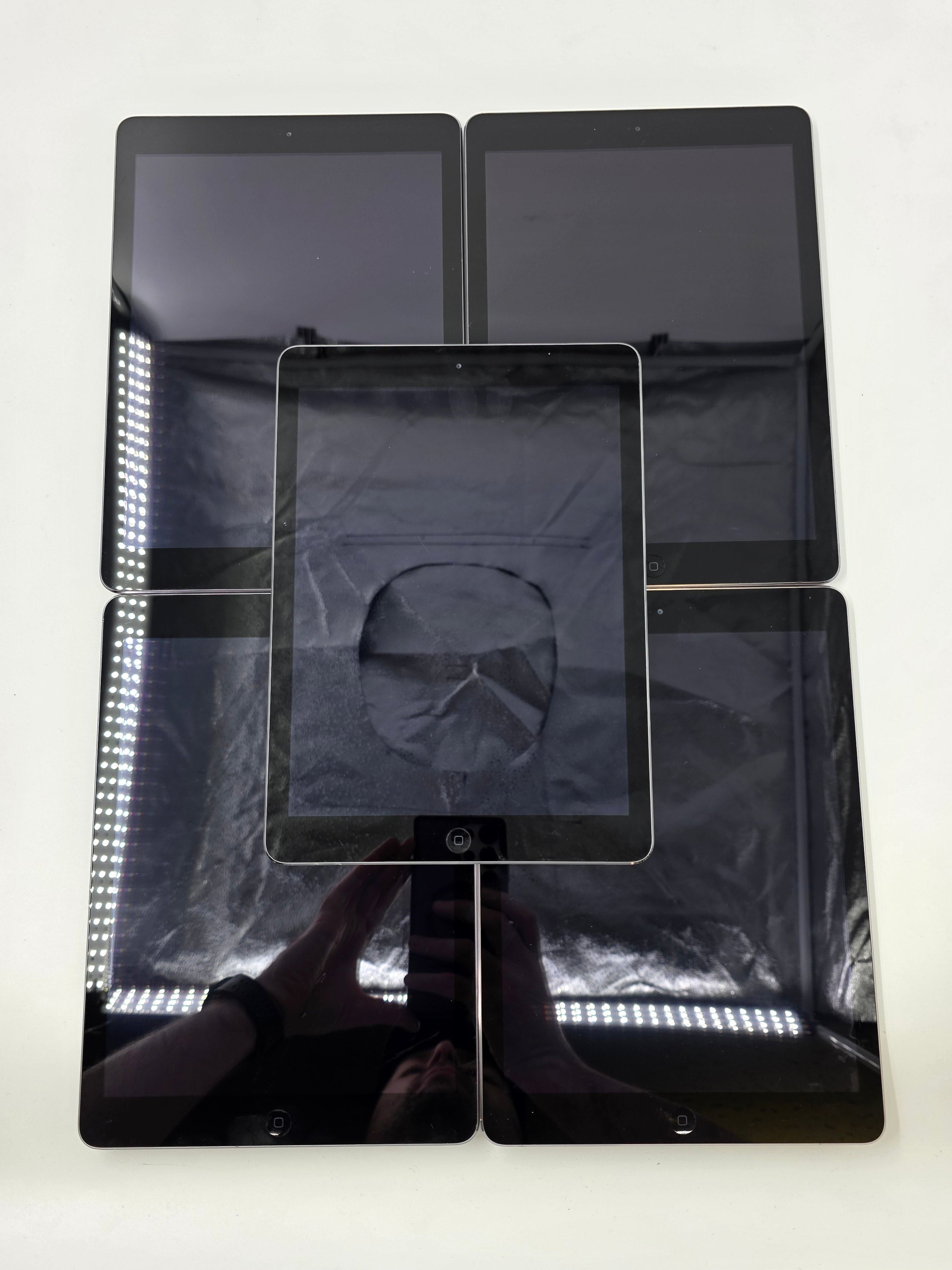 BATCH OF x5 Apple iPad Air A1474 9.7" 1st Generation 16GB Wi-Fi SPARES ONLY