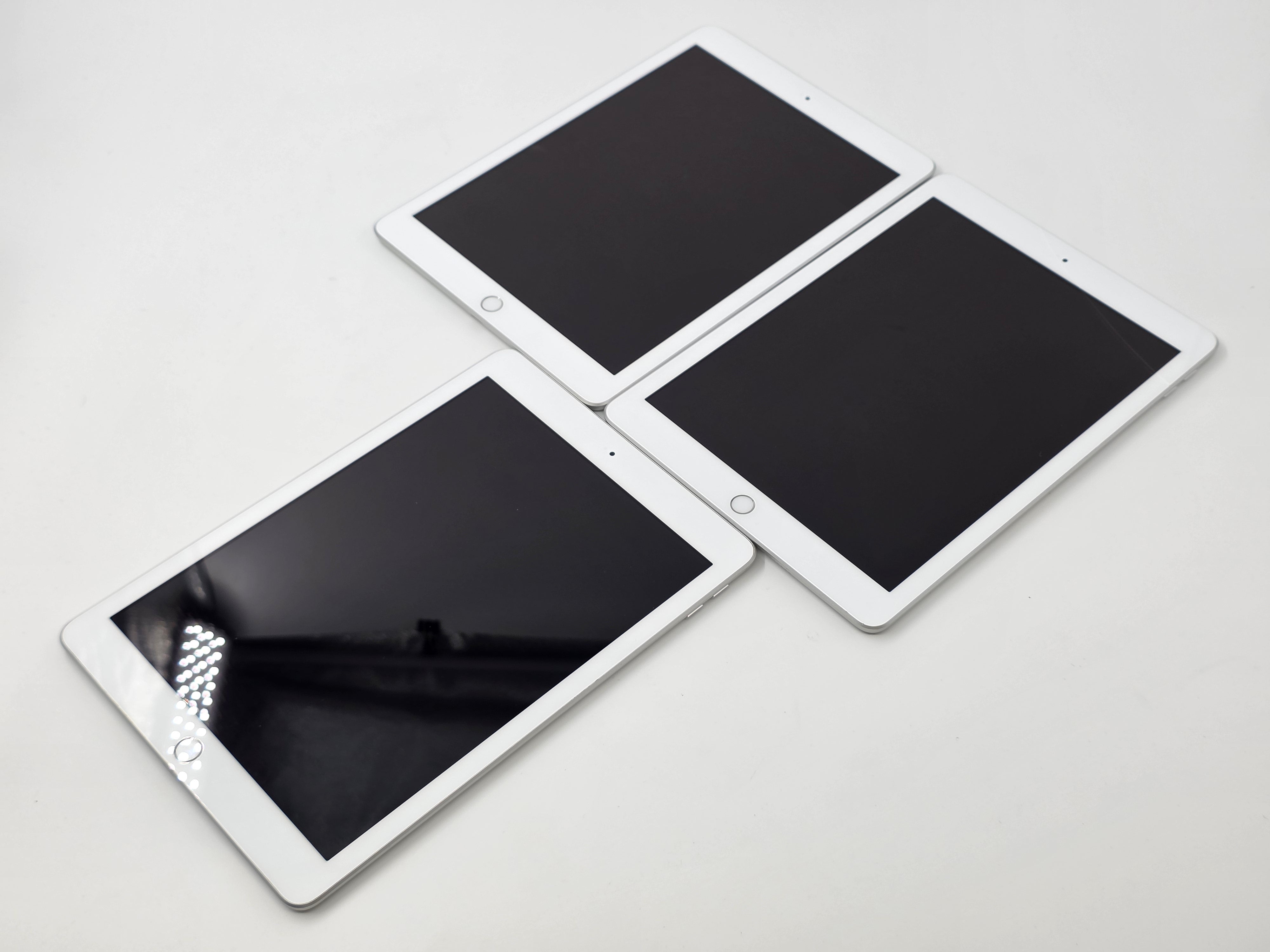BATCH OF 3 Apple iPad 6th Gen 9.7 inch Silver Wi-Fi SPARES ONLY