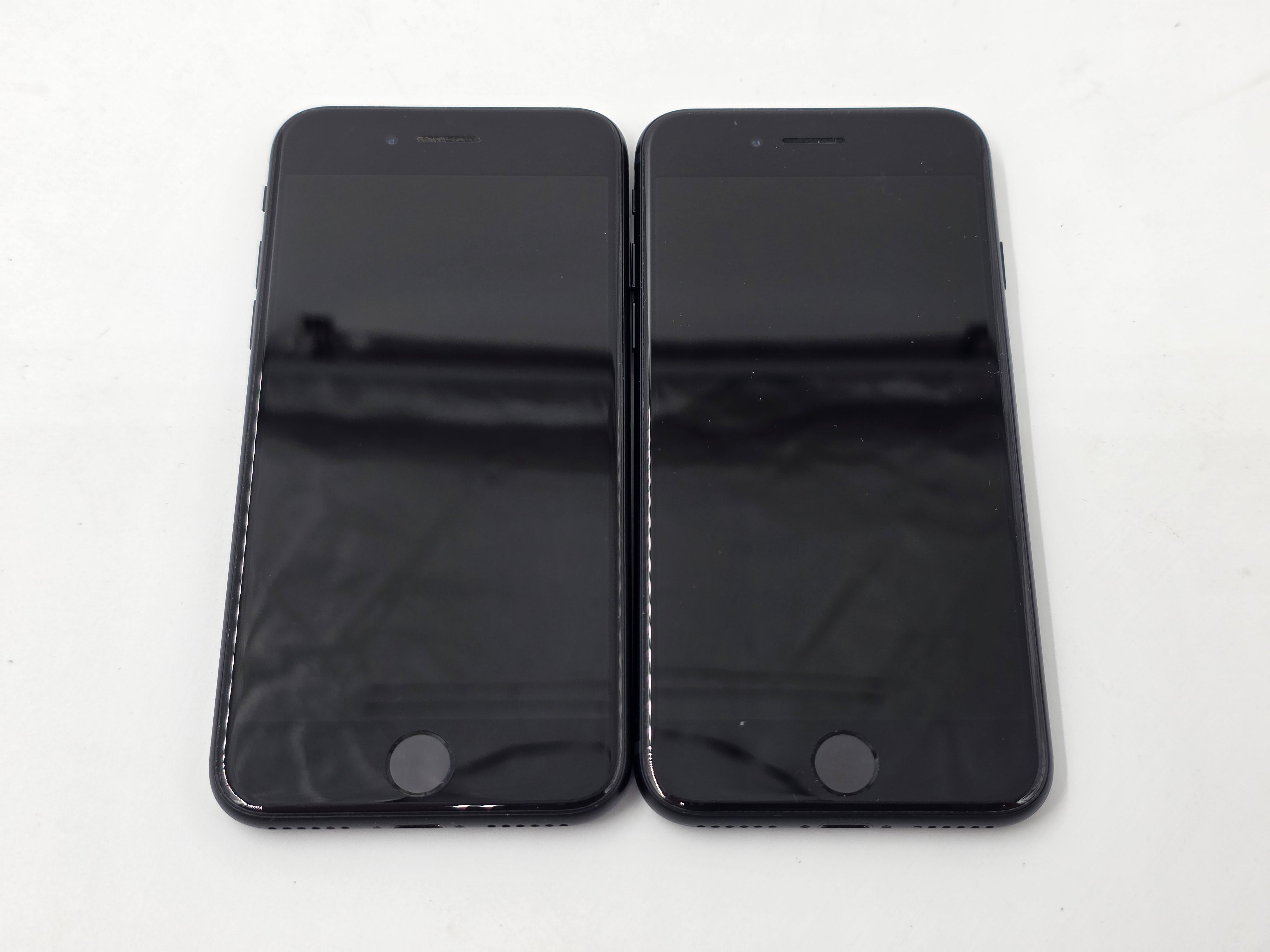 BATCH OF 2 Apple Mobile iPhone SE 2nd Gen SPARES ONLY