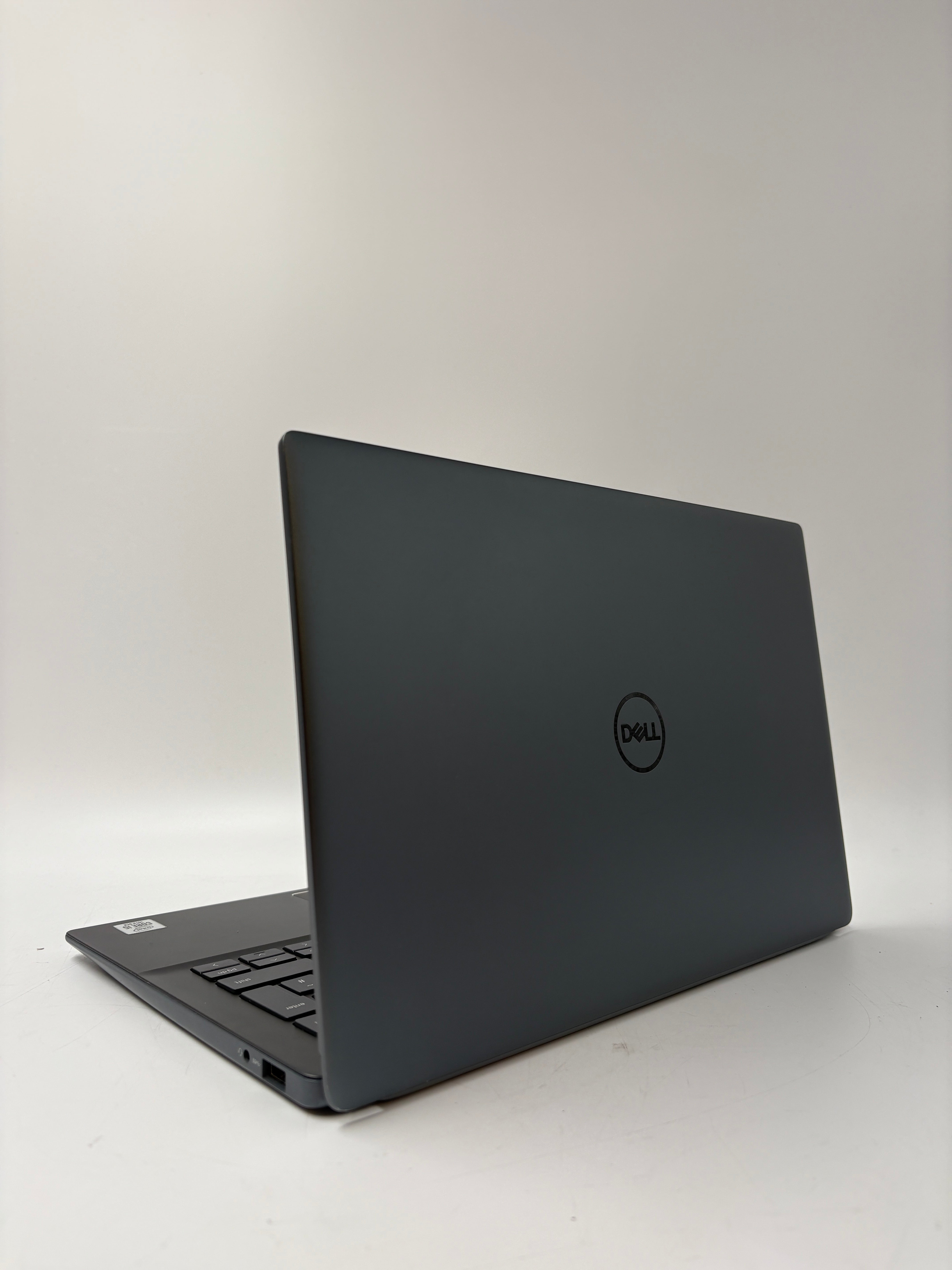Dell Vostro 5391 | 13.3" FHD | i5 10th Gen | 8GB RAM | 256GB SSD | W11 | Grade B
