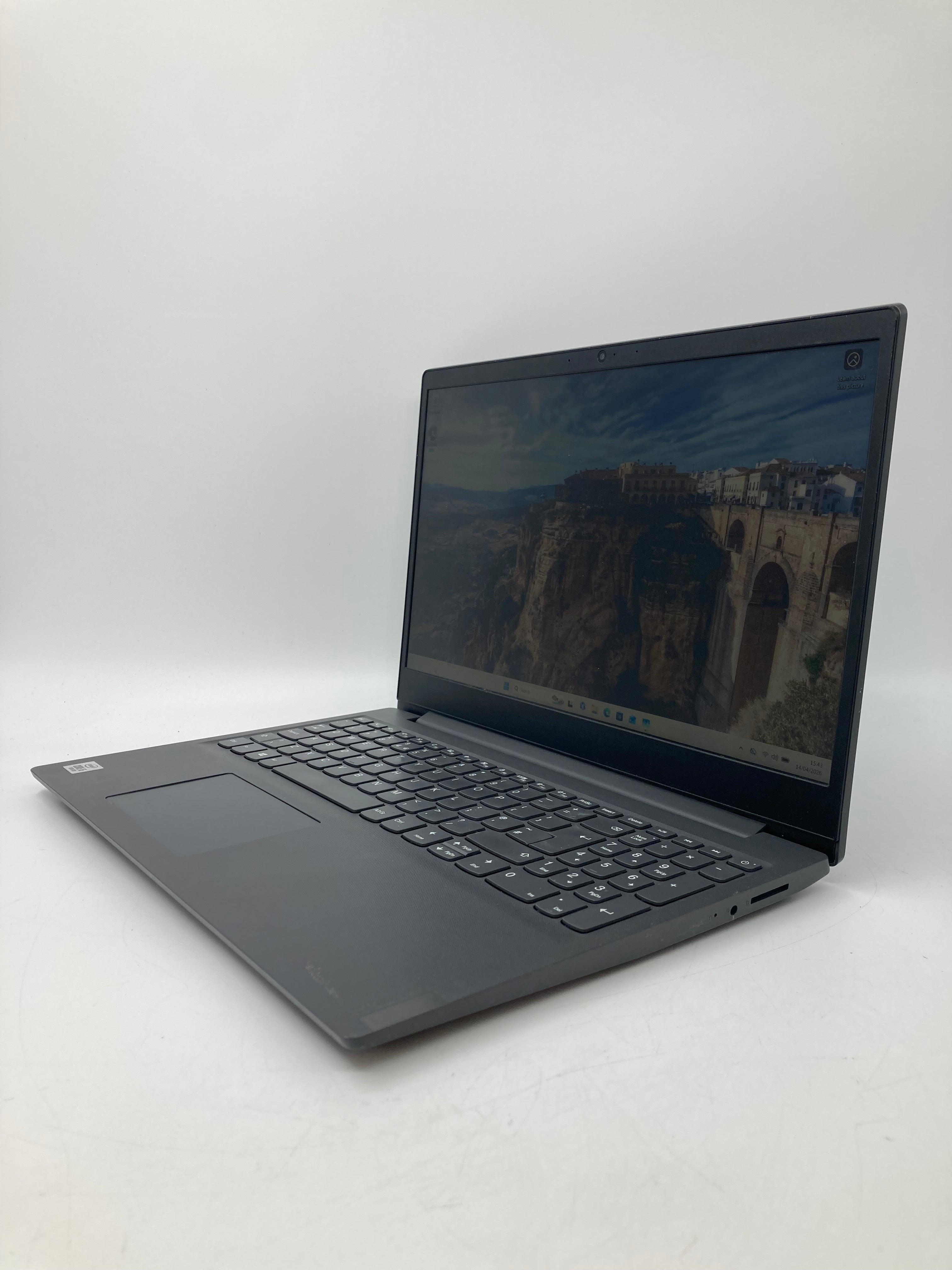 Lenovo V15-IIL | 15.6" FHD | i5 10th Gen CPU | 8GB RAM | 256GB SSD | W11 | Grade C