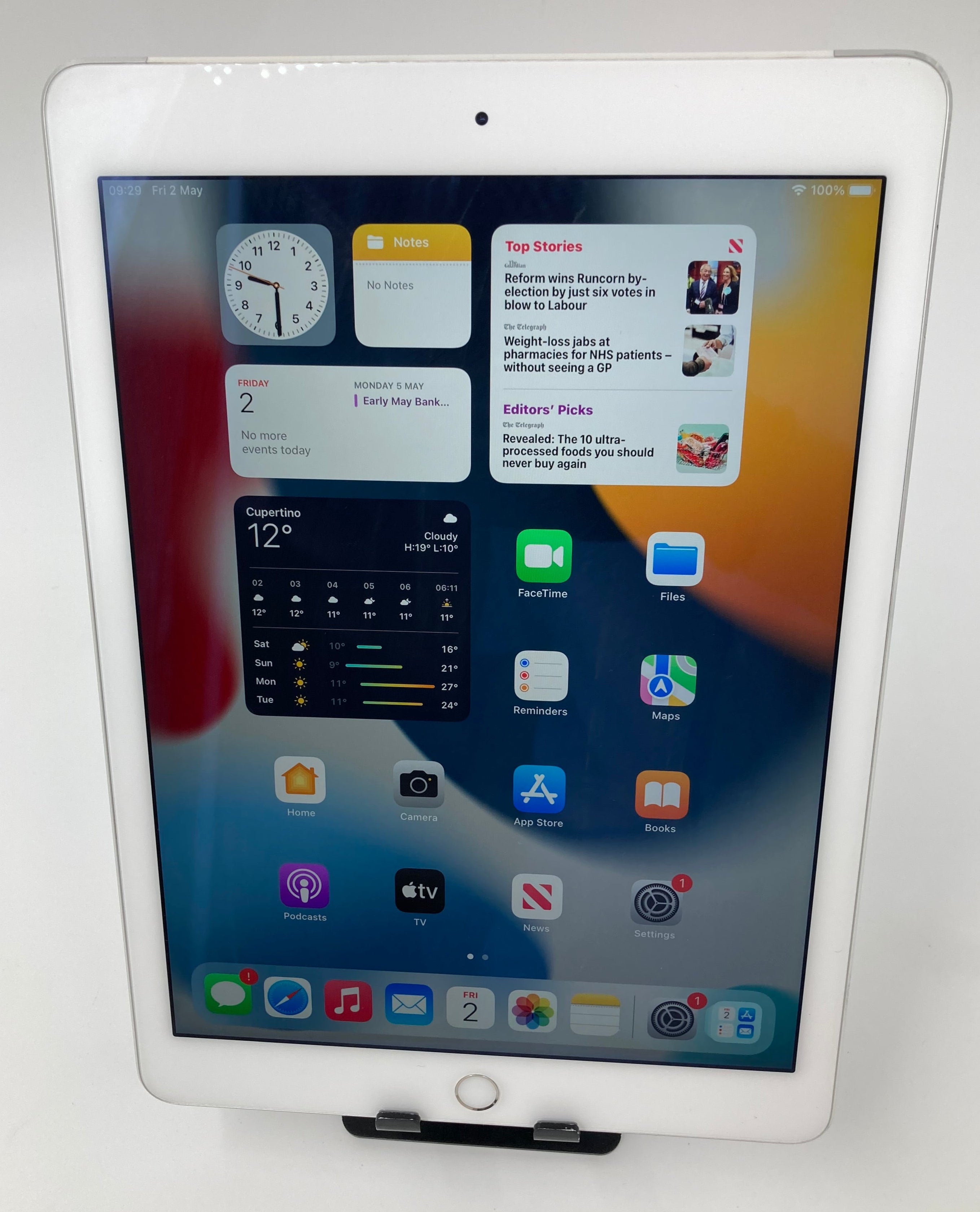 Apple iPad Air 2 A1567 16GB Silver Unlocked