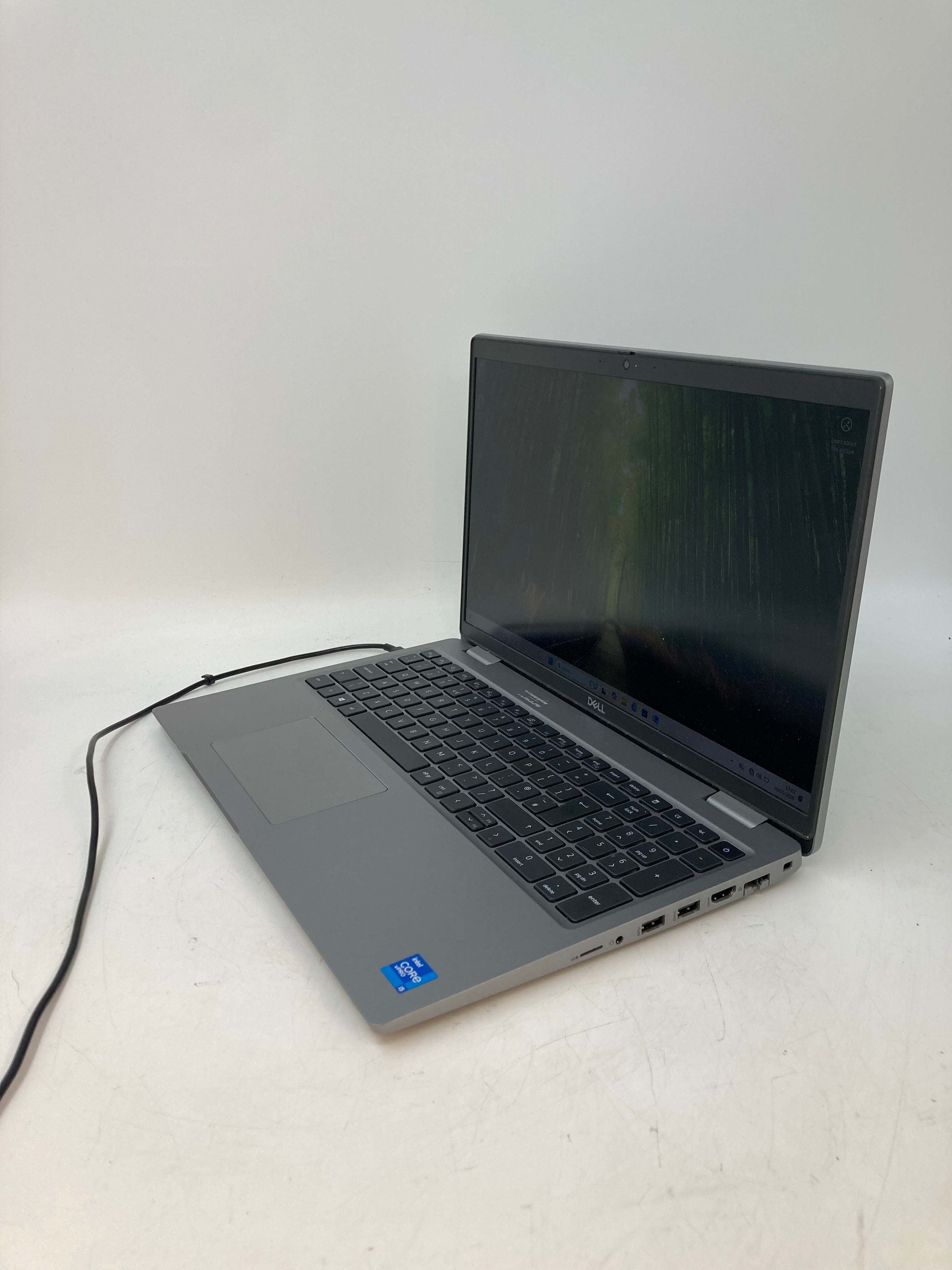 Dell Latitude 5520 | 15.6" FHD 1920 x 1080 | i5 11th Gen | 8GB RAM | 256GB SSD | W11 Pro