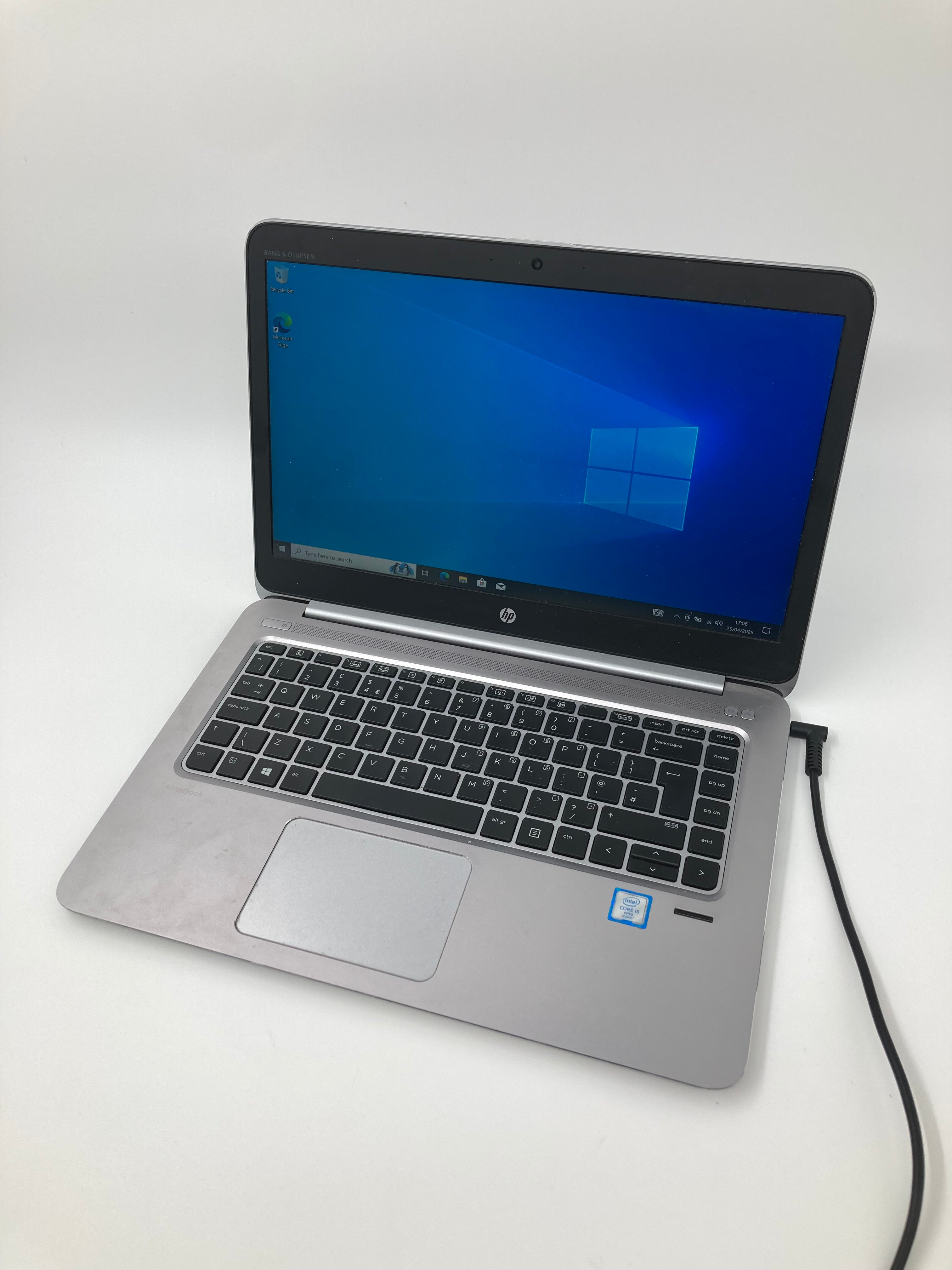 HP Laptop EliteBook Folio 1040 G3 14" i5-6300U 8GB RAM 128GB SSD W10 OS #2