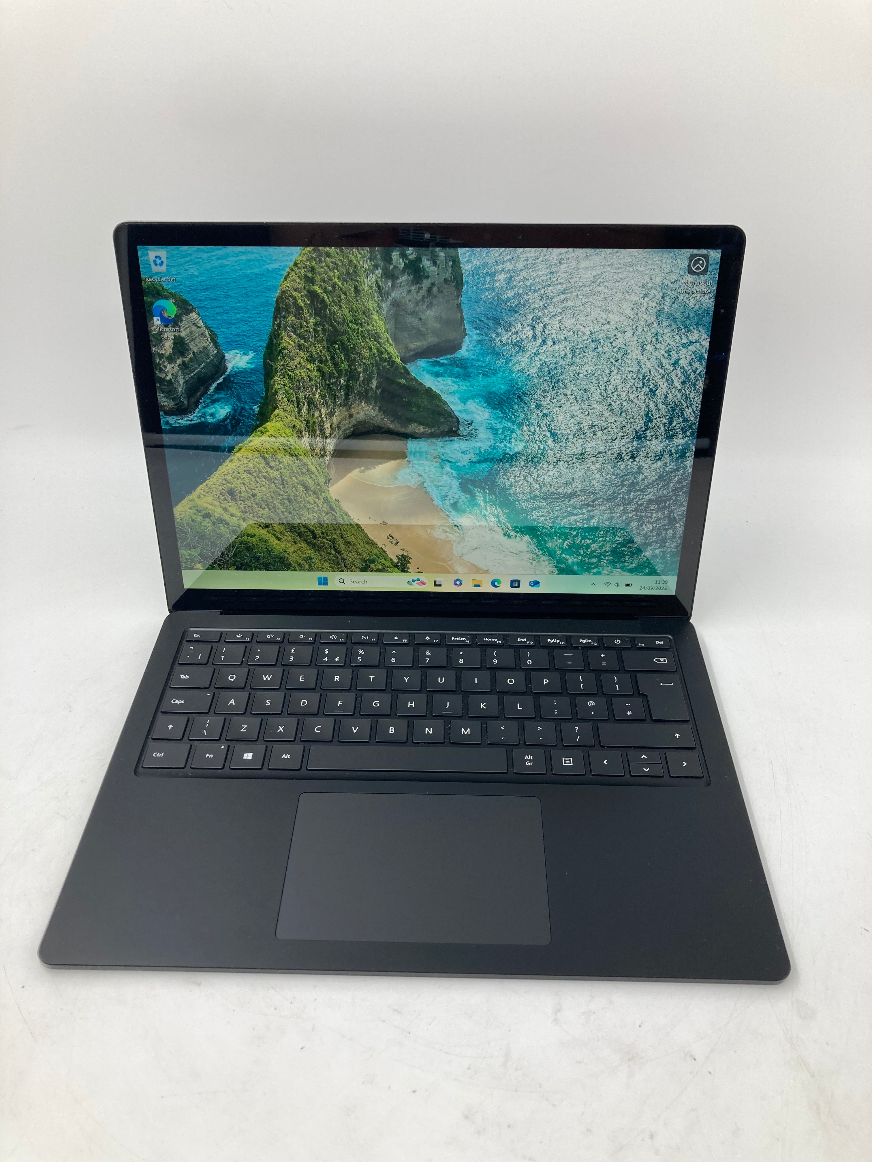Microsoft Surface Laptop 3 13" i5 10th Gen 8GB RAM 256GB SSD W11