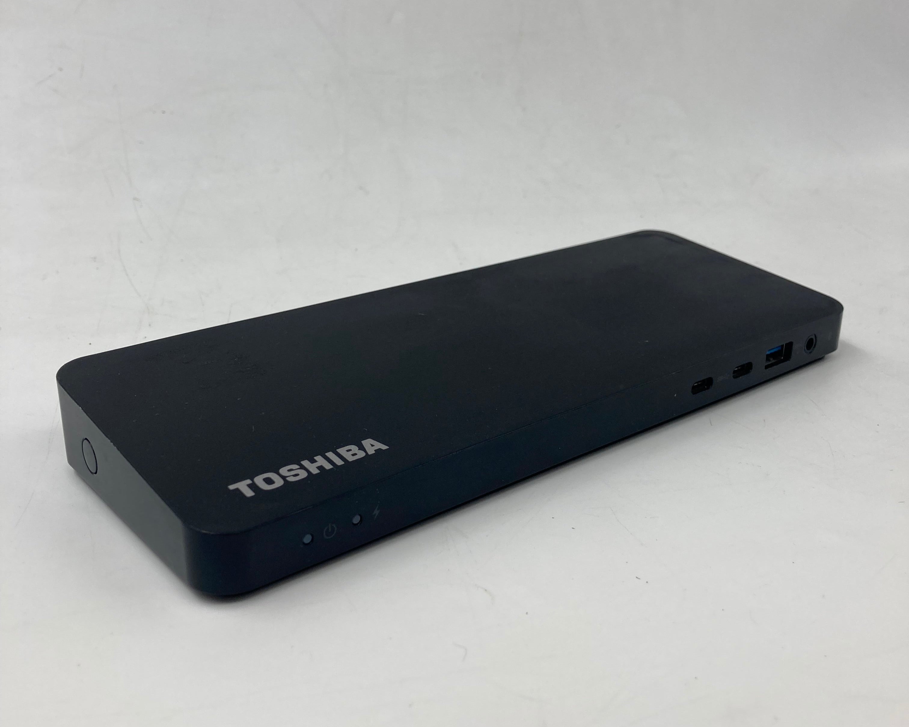 Batch of 2 Toshiba ThunderBolt 3 Docking Stations VGA/HDMI/DP - Black