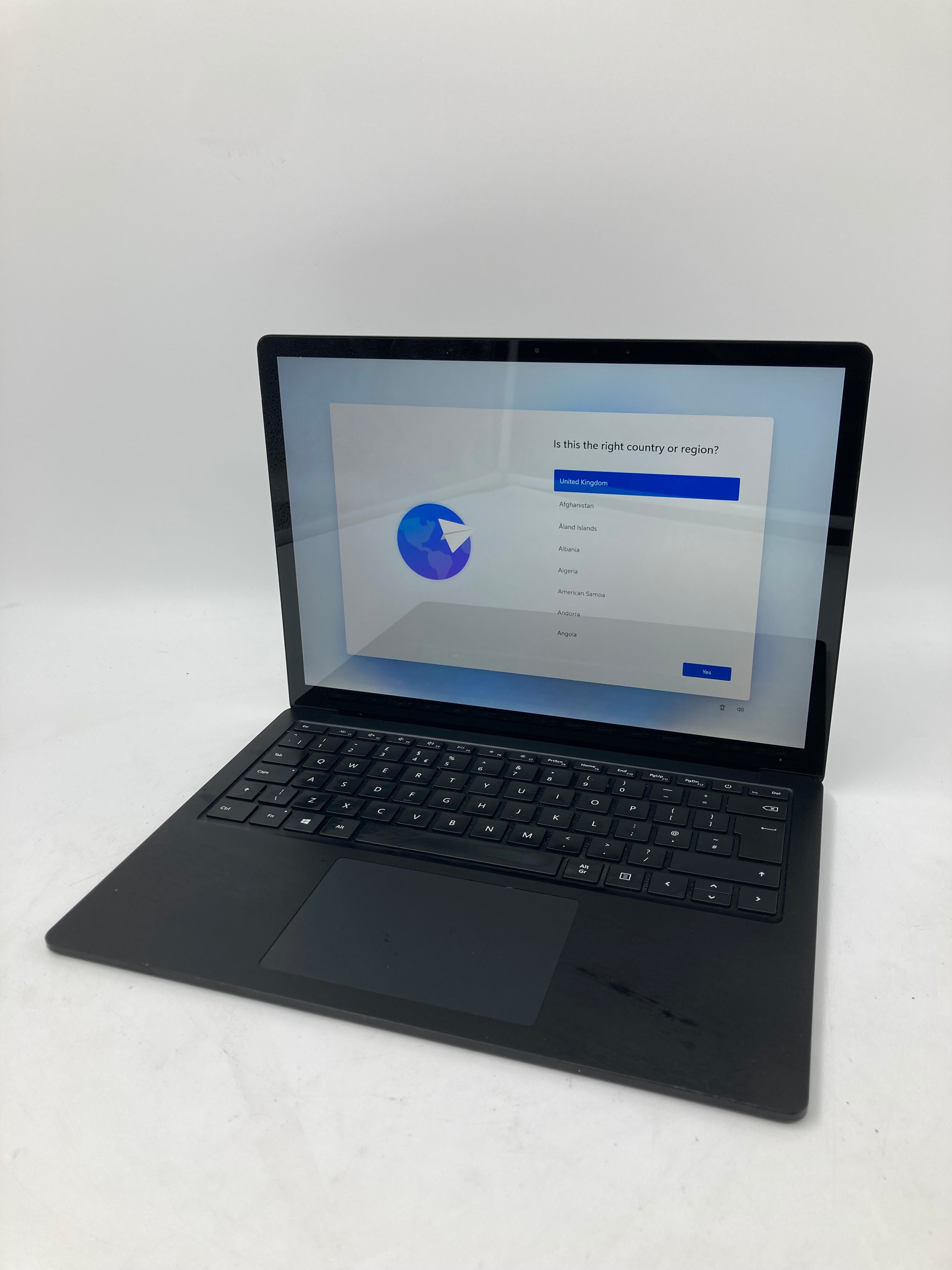 Microsoft Surface Laptop 3 13" i5 10th Gen 8GB RAM 256GB SSD W11