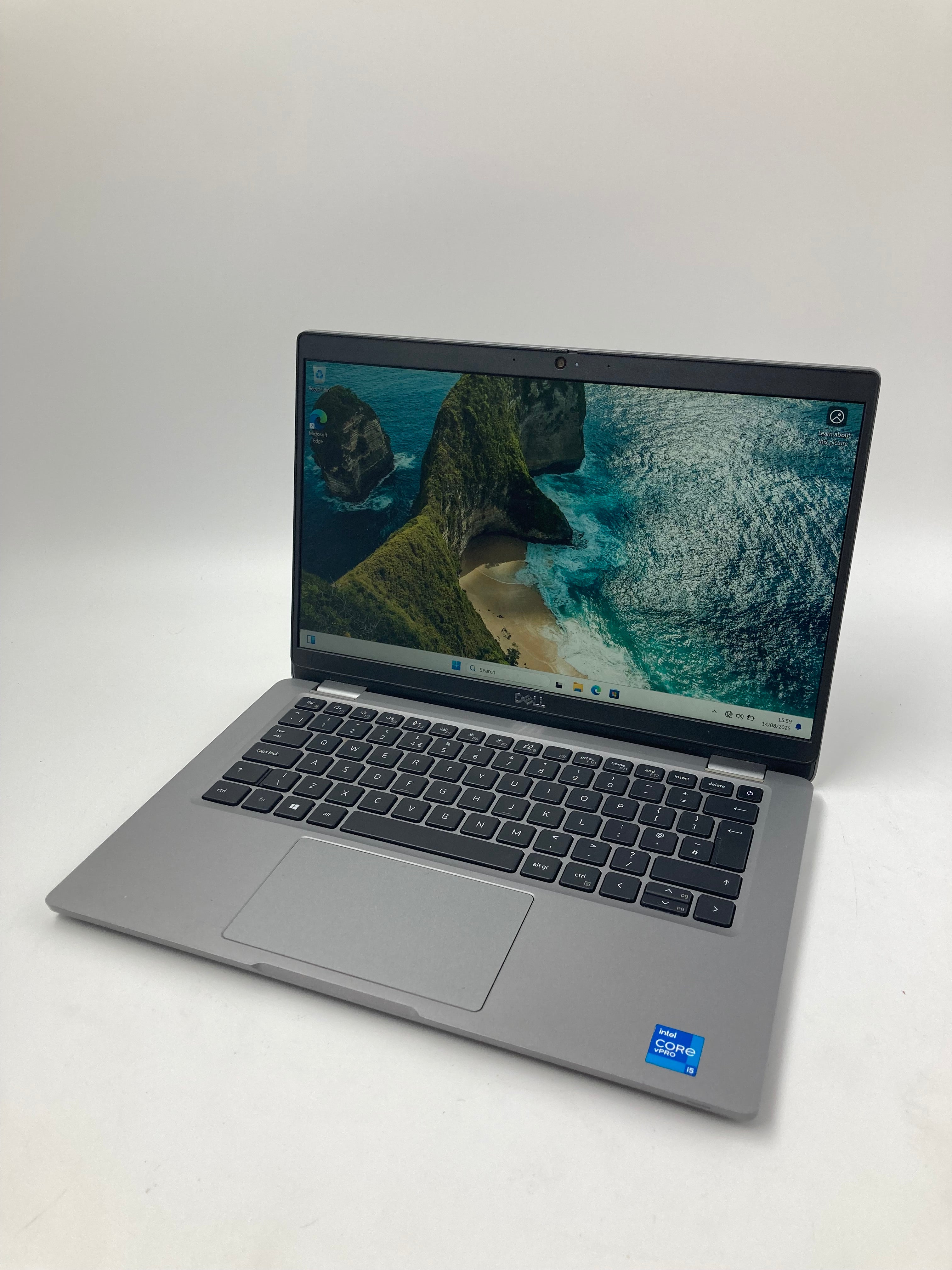 Dell Latitude 5320 13" Screen i5 11th Gen 8GB RAM 256GB SSD Win 11 *Spares*