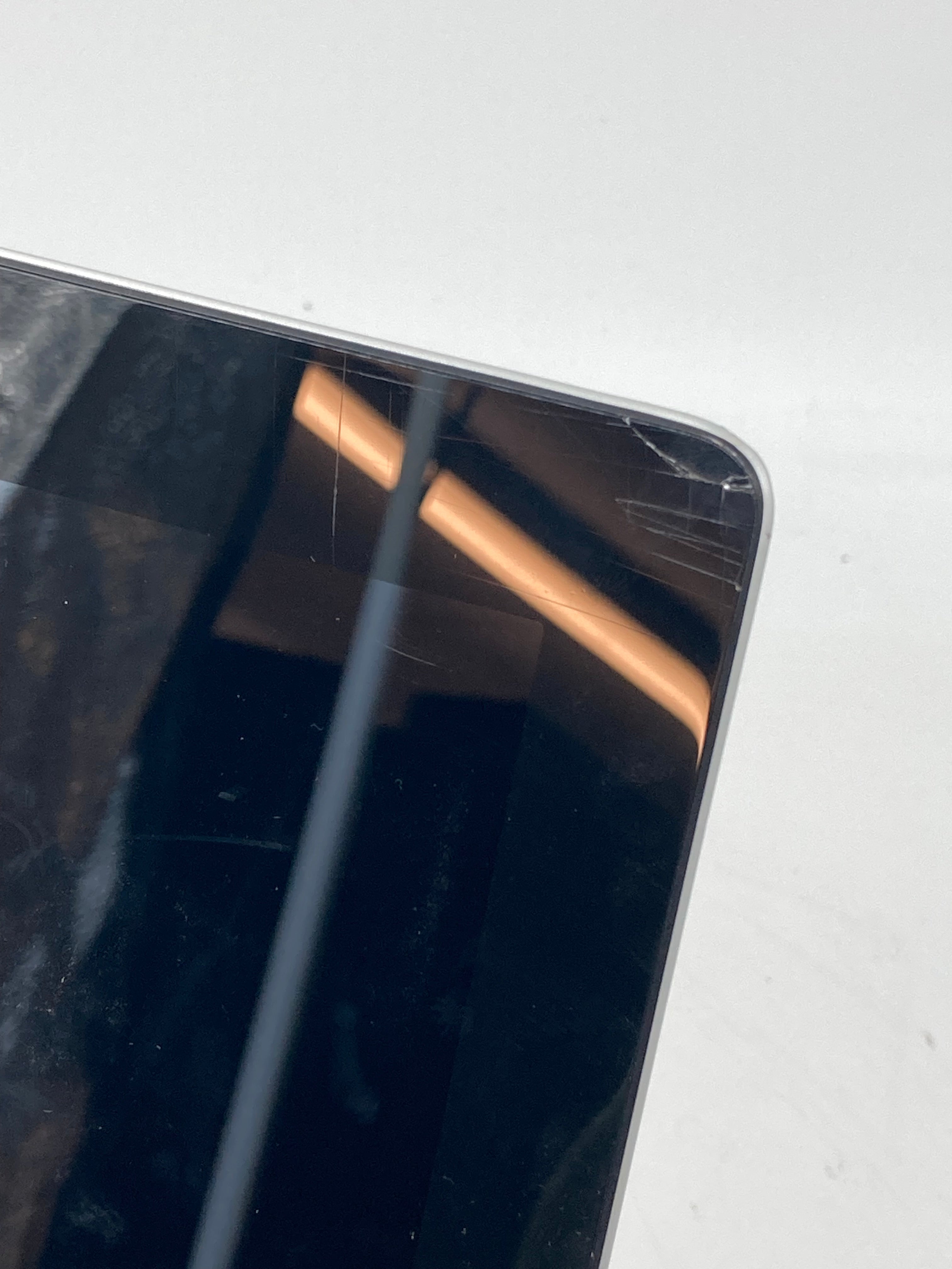 Apple iPad 2 A1395 16GB Silver Lot of Two *Spares*