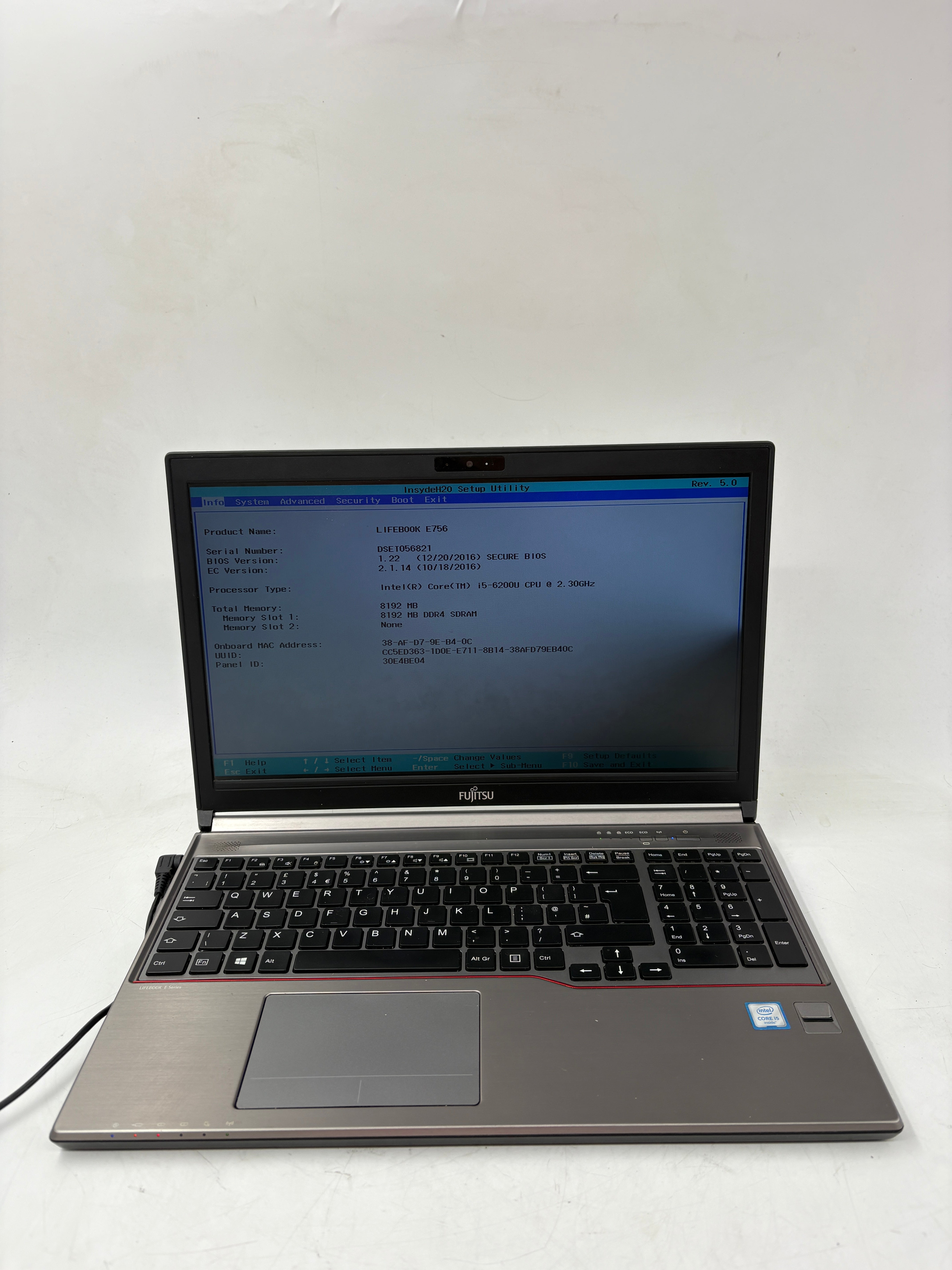 Fujitsu Laptop LifeBook E756 15.6" Screen i5 6th Gen 8GB RAM NO SSD NO OS