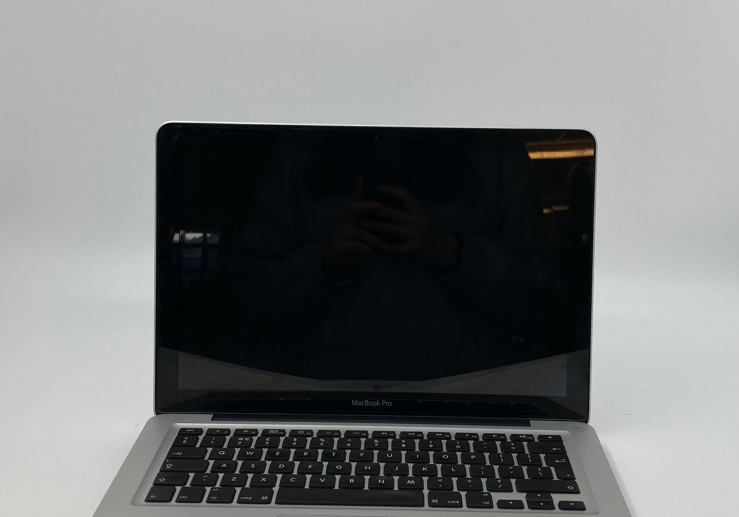 Apple MacBook Pro 2008 13" Screen No Motherboard No HDD *Spares*