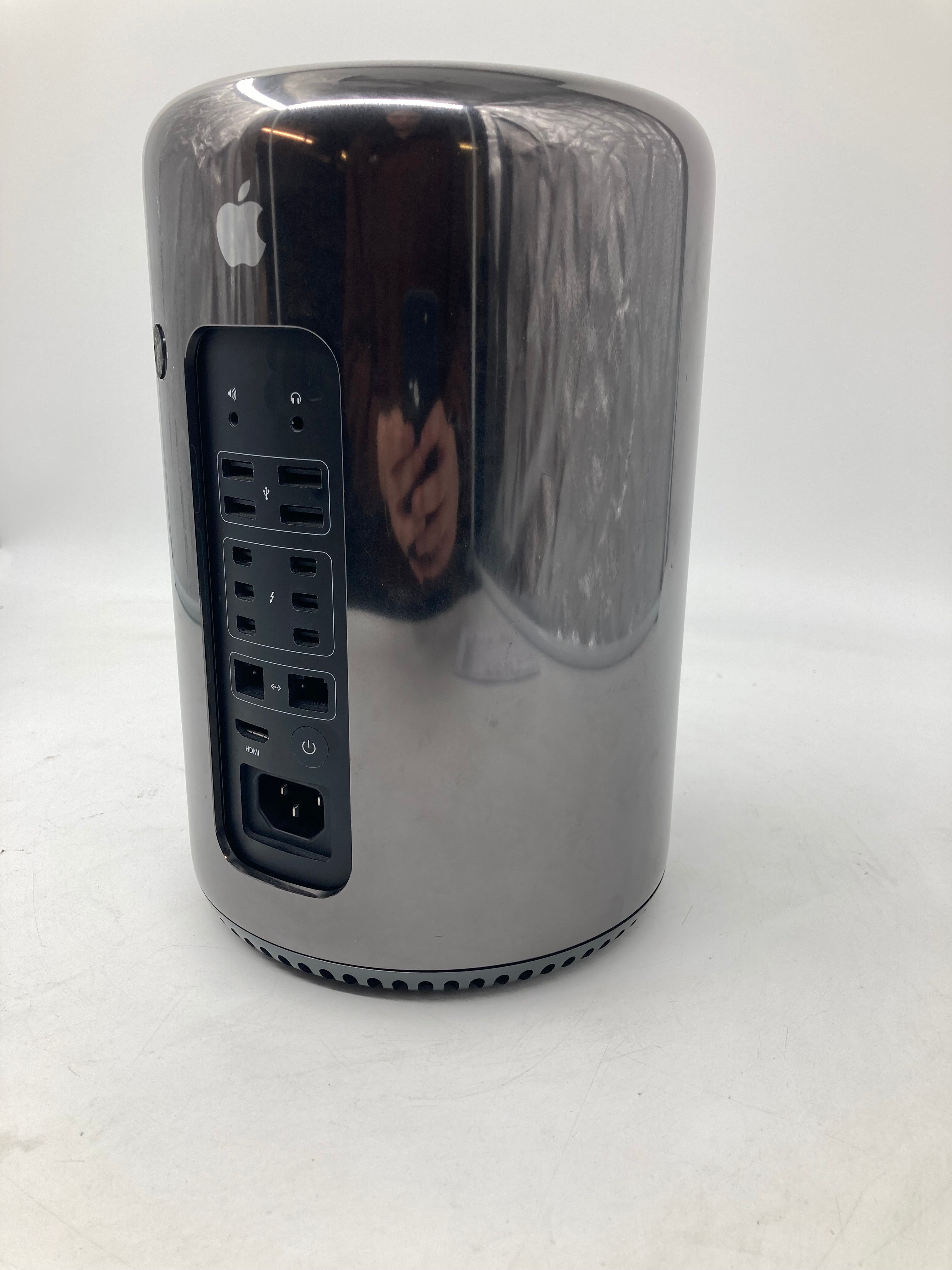 Apple Mac Pro A1481 2013 Desktop 12-Core Xeon E5 64GB RAM 1TB SSD Mac OS