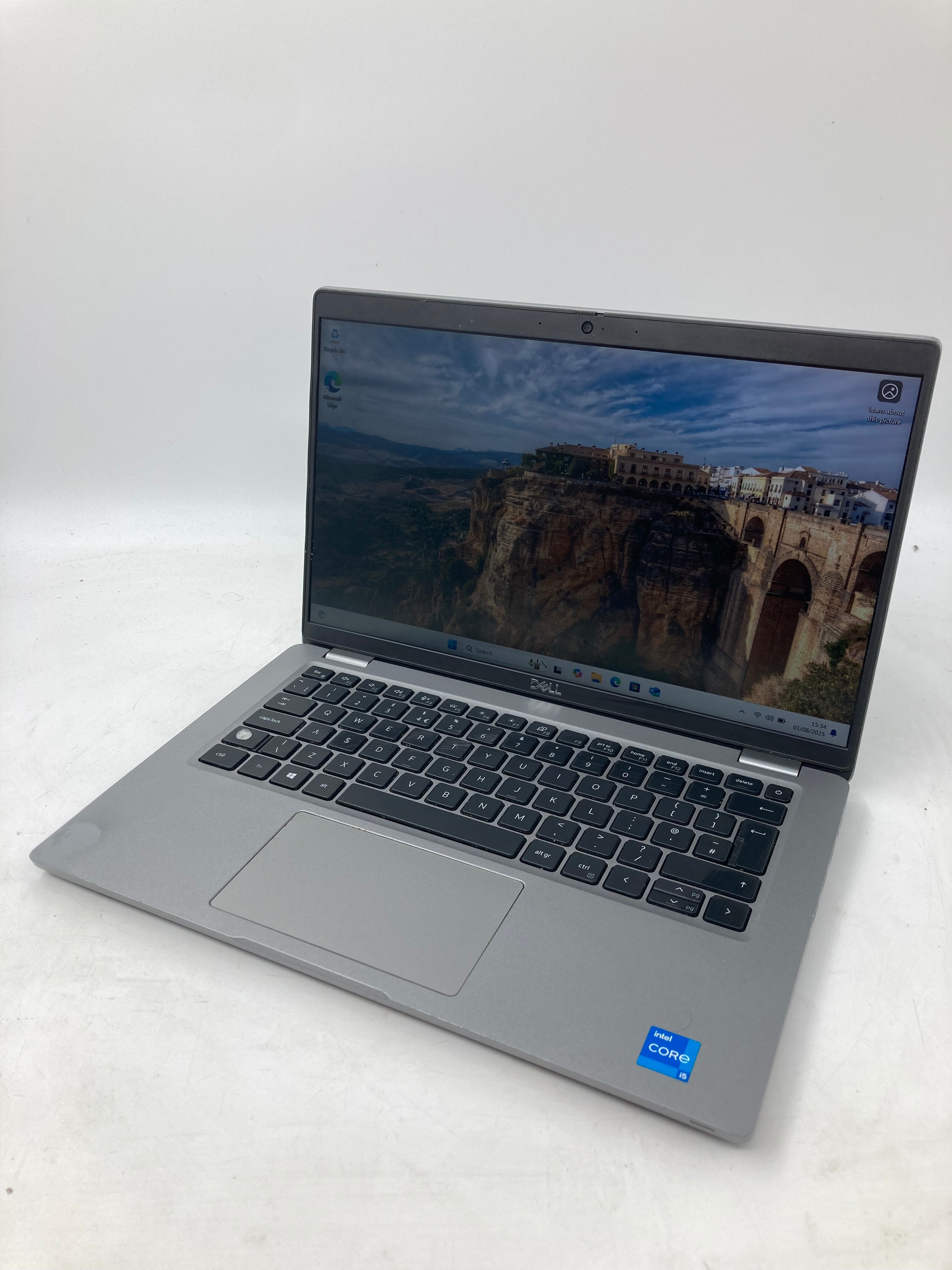 Dell Latitude 5420 14" Screen i5 11th Gen 8GB RAM 256GB SSD Win 11