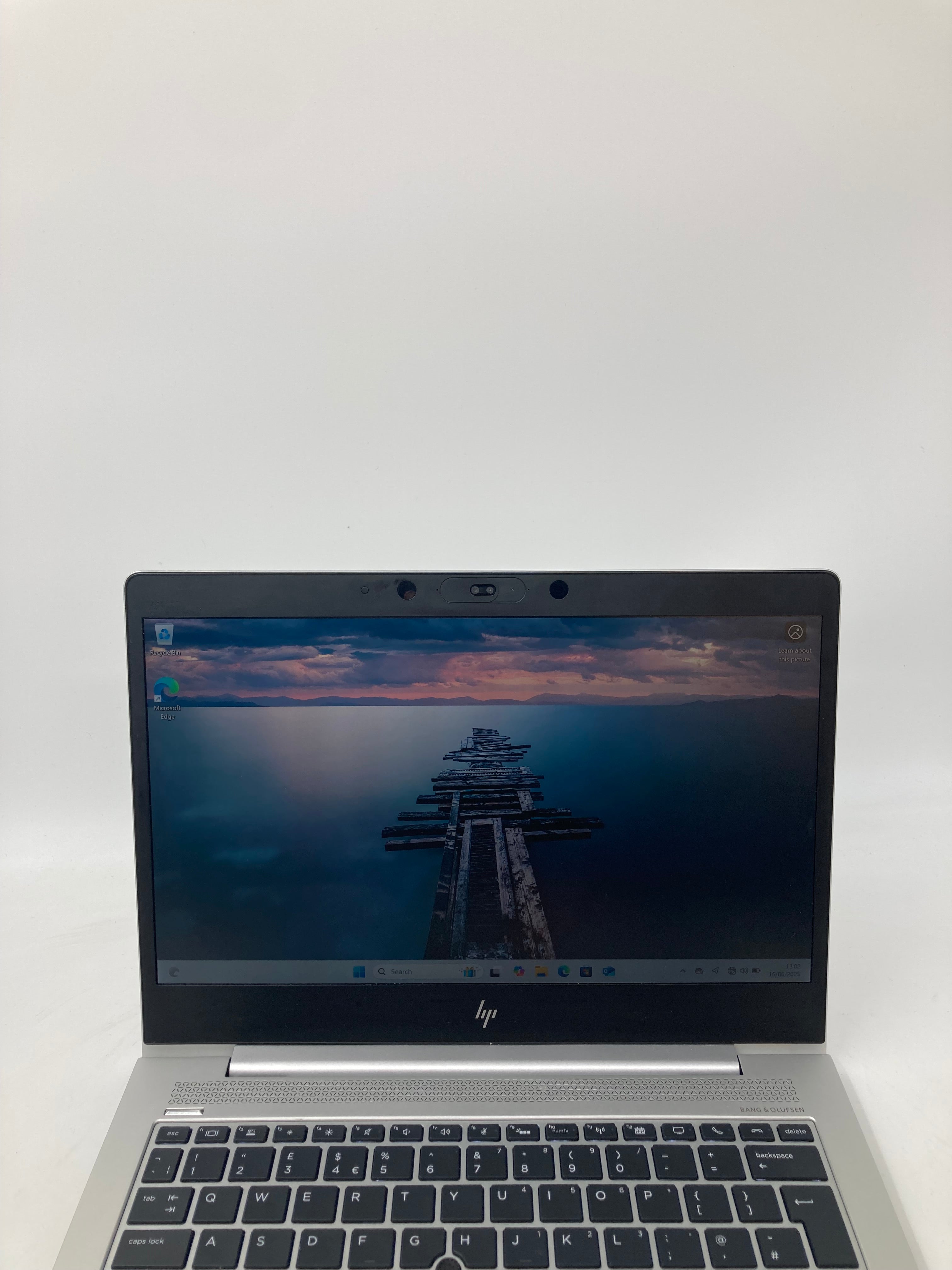 HP EliteBook 830 G5 13.3" Screen i7 8th Gen 32GB RAM 256 SSD Win 11