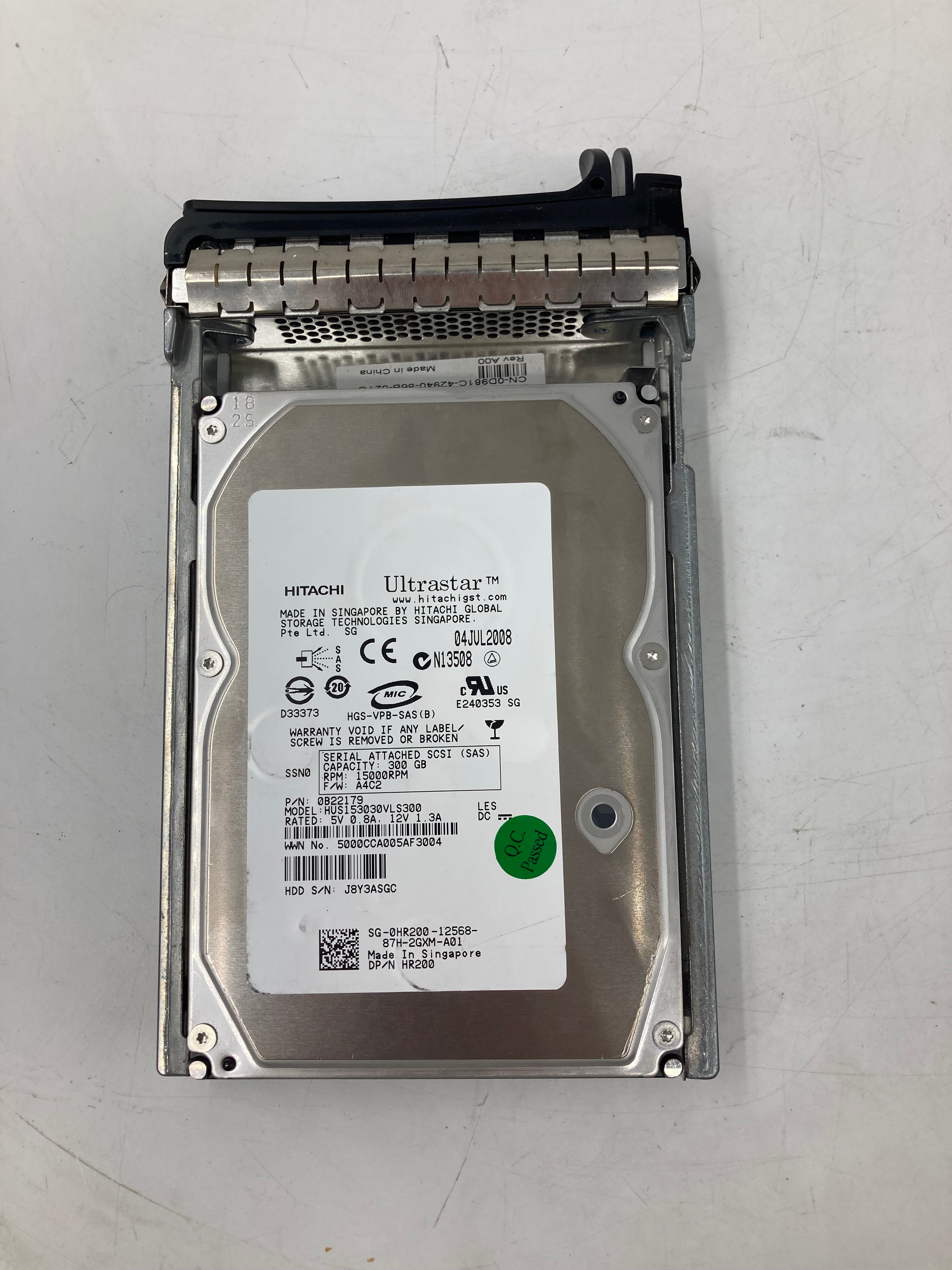 Hitachi HDD 3.5" SAS 300GB 15K RPM 3 Gbps P/N 0B22179 Lot Of 3