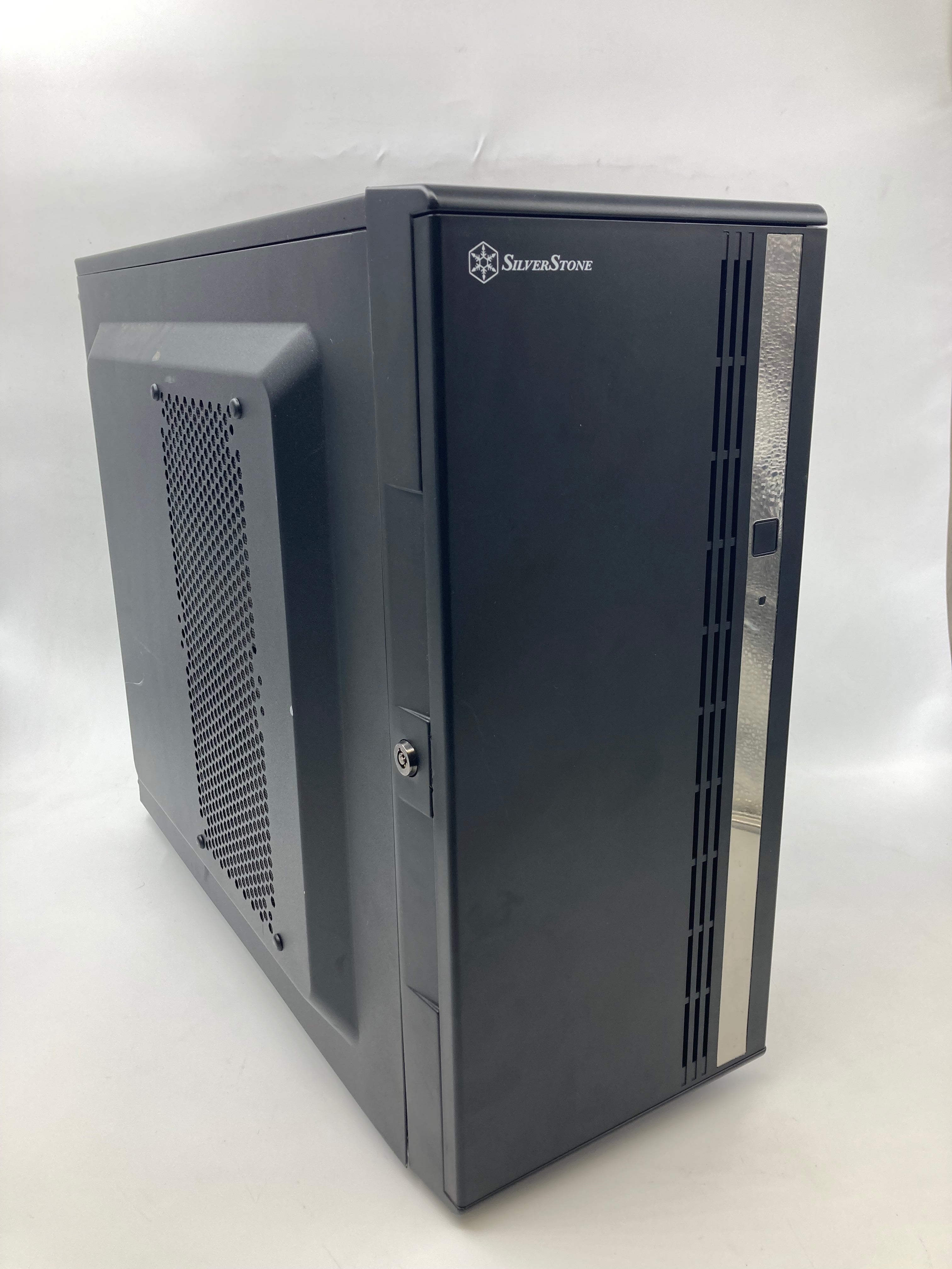 SilverStone Tower Server X10SLL-F 8x 3.5" Bays Xeon E3-1220 v3 16GB RAM No HDD