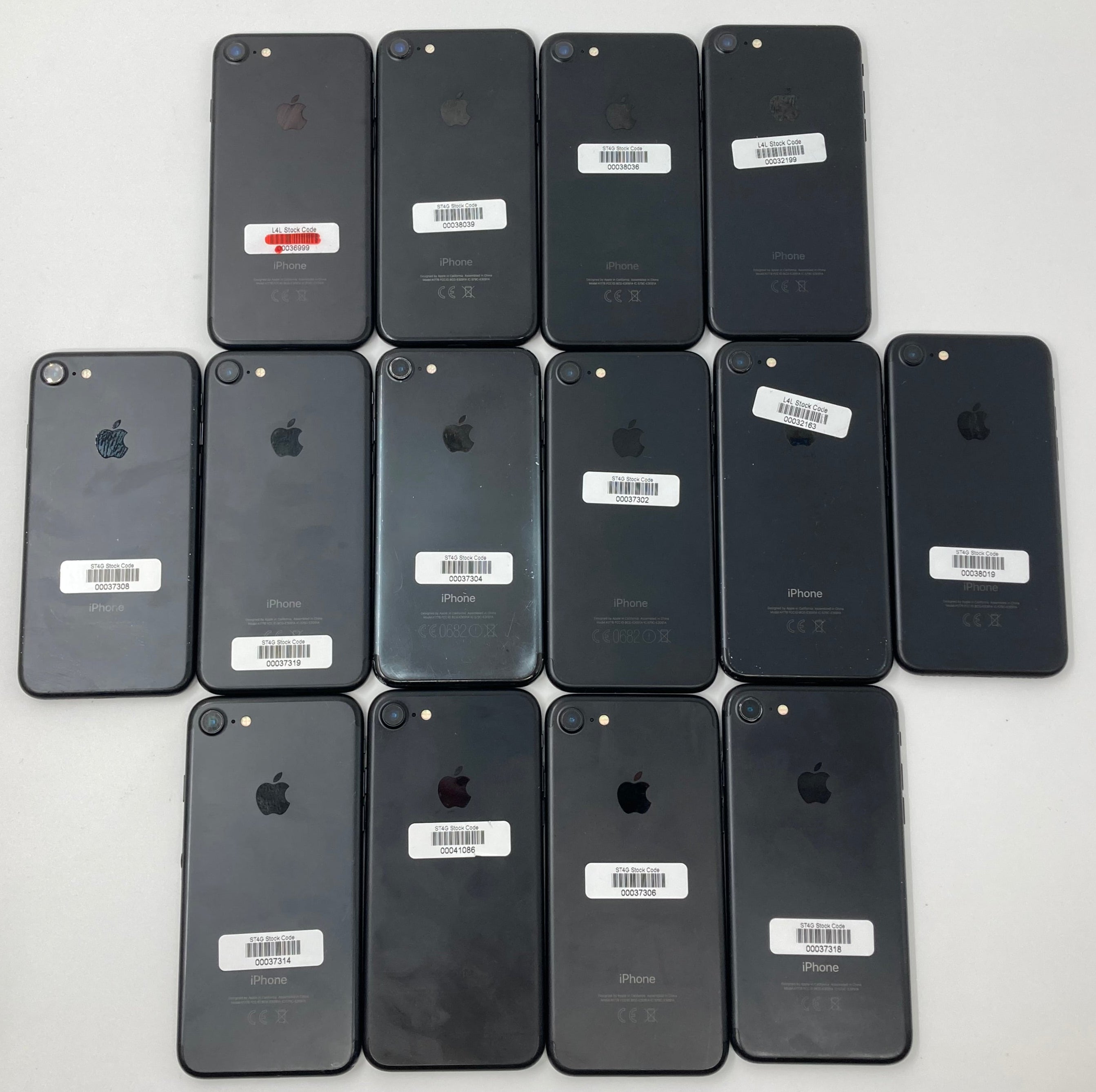 Apple iPhone 7 A1778 Mix of Colours Batch of 20 *Spares*