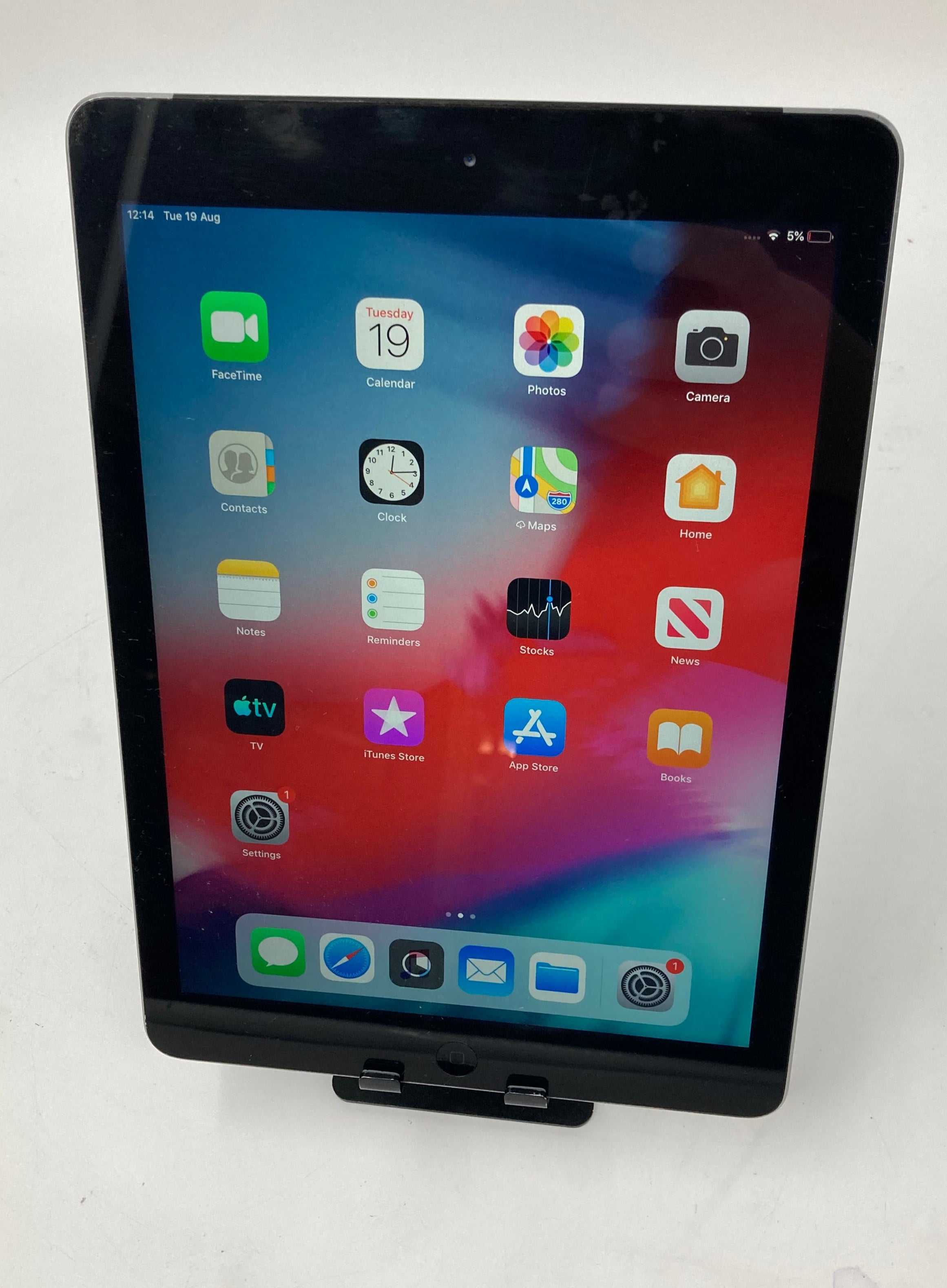 Apple iPad Air A1475 32GB Space Grey Unlocked