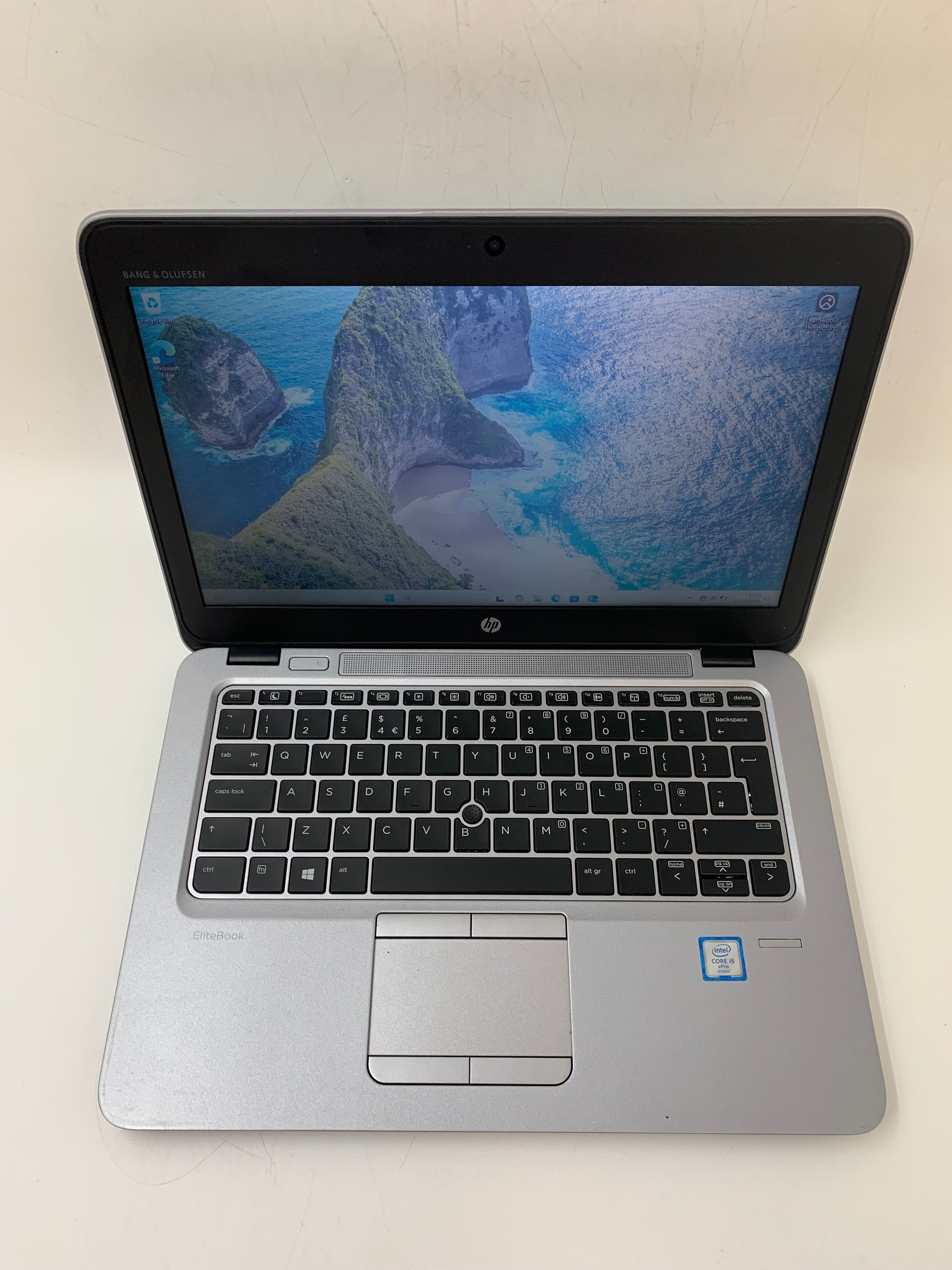 HP EliteBook 820 G3 | 12.5" HD | i5 6th Gen | 4GB RAM | 128GB SSD | W11 Pro