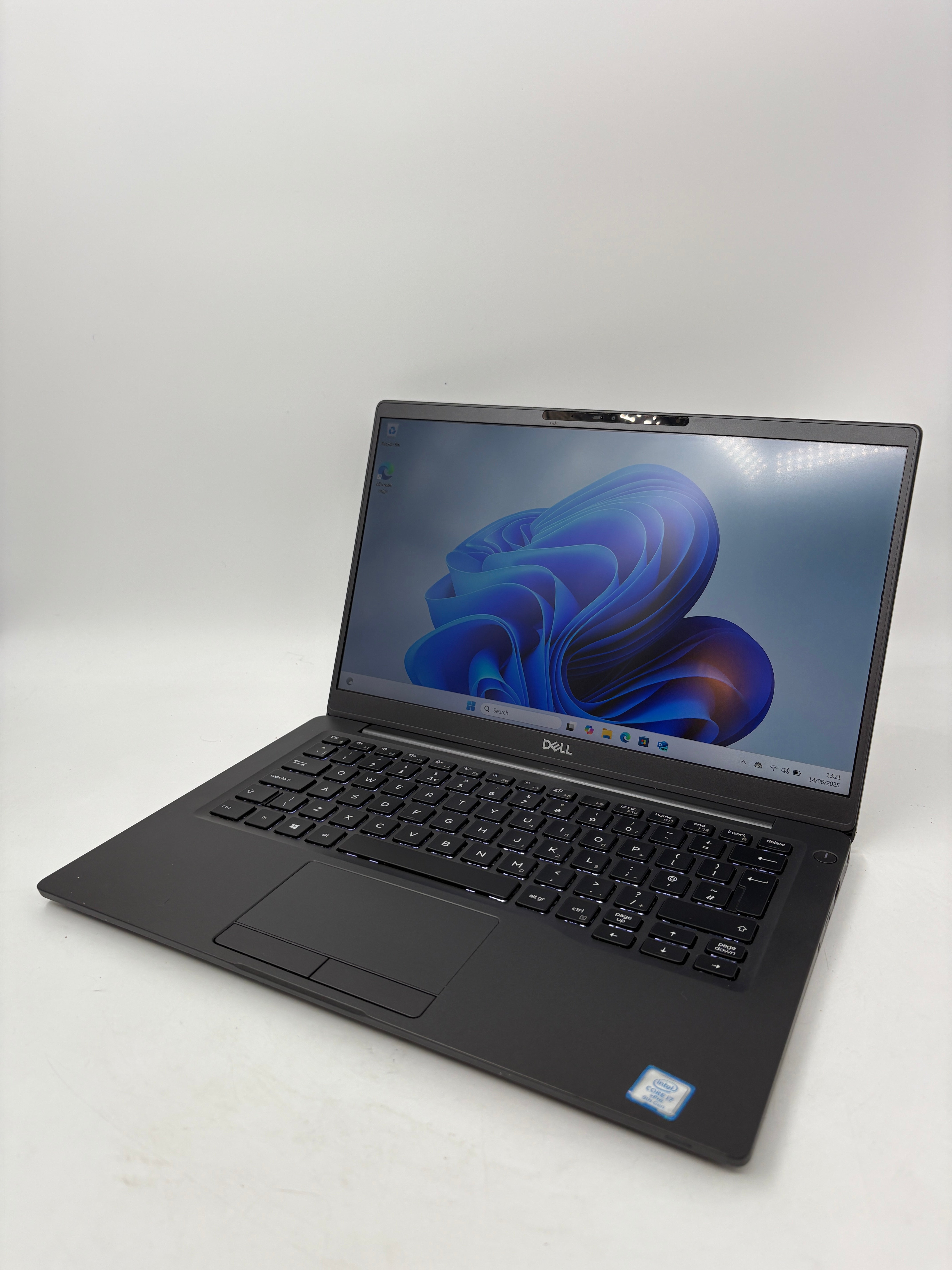 Dell Laptop Latitude 7400 14" Screen i7 8th Gen 8GB RAM 256GB SSD W11