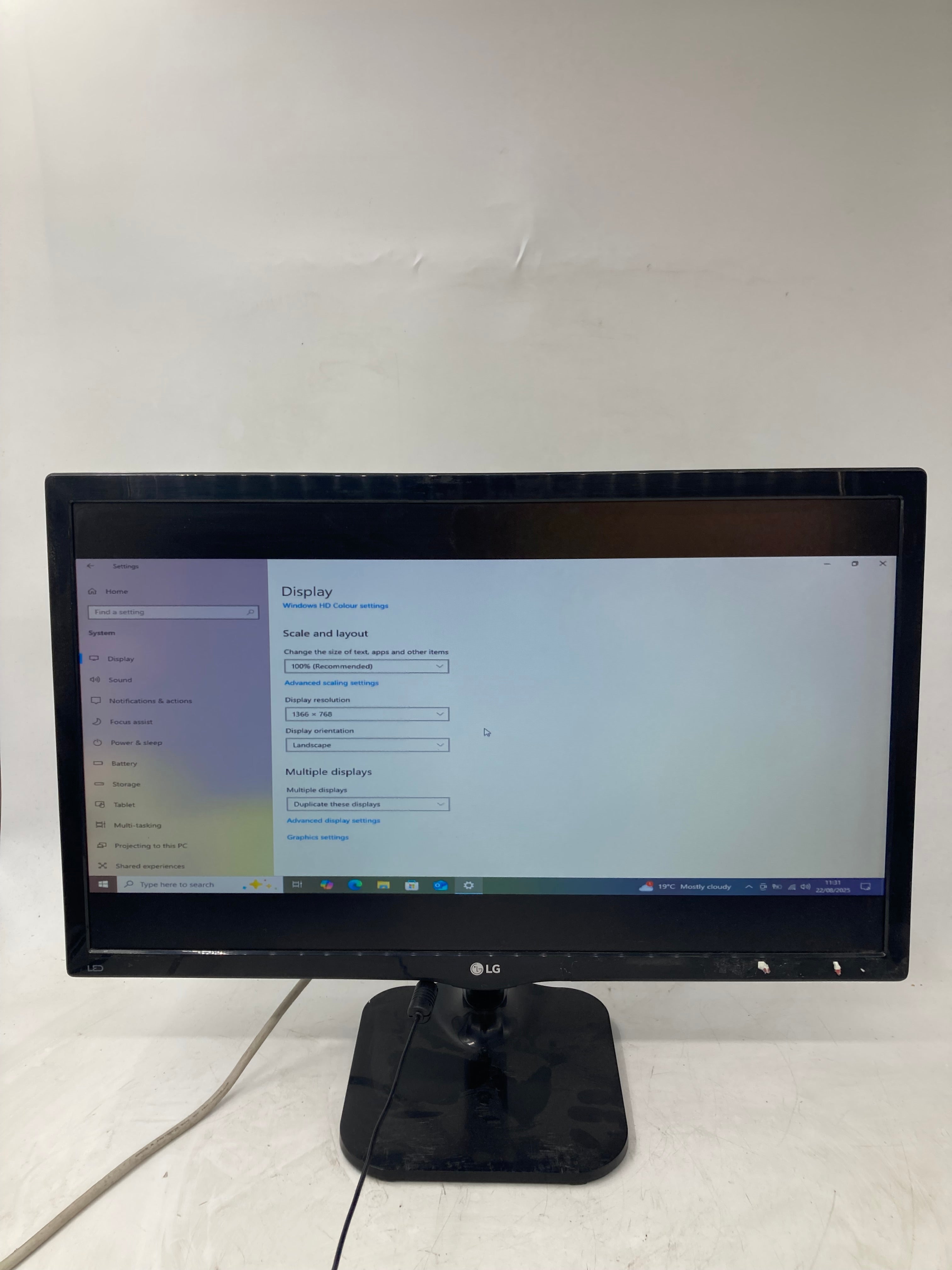 LG 24m47vq 24" LCD Monitor HDMI DVI VGA