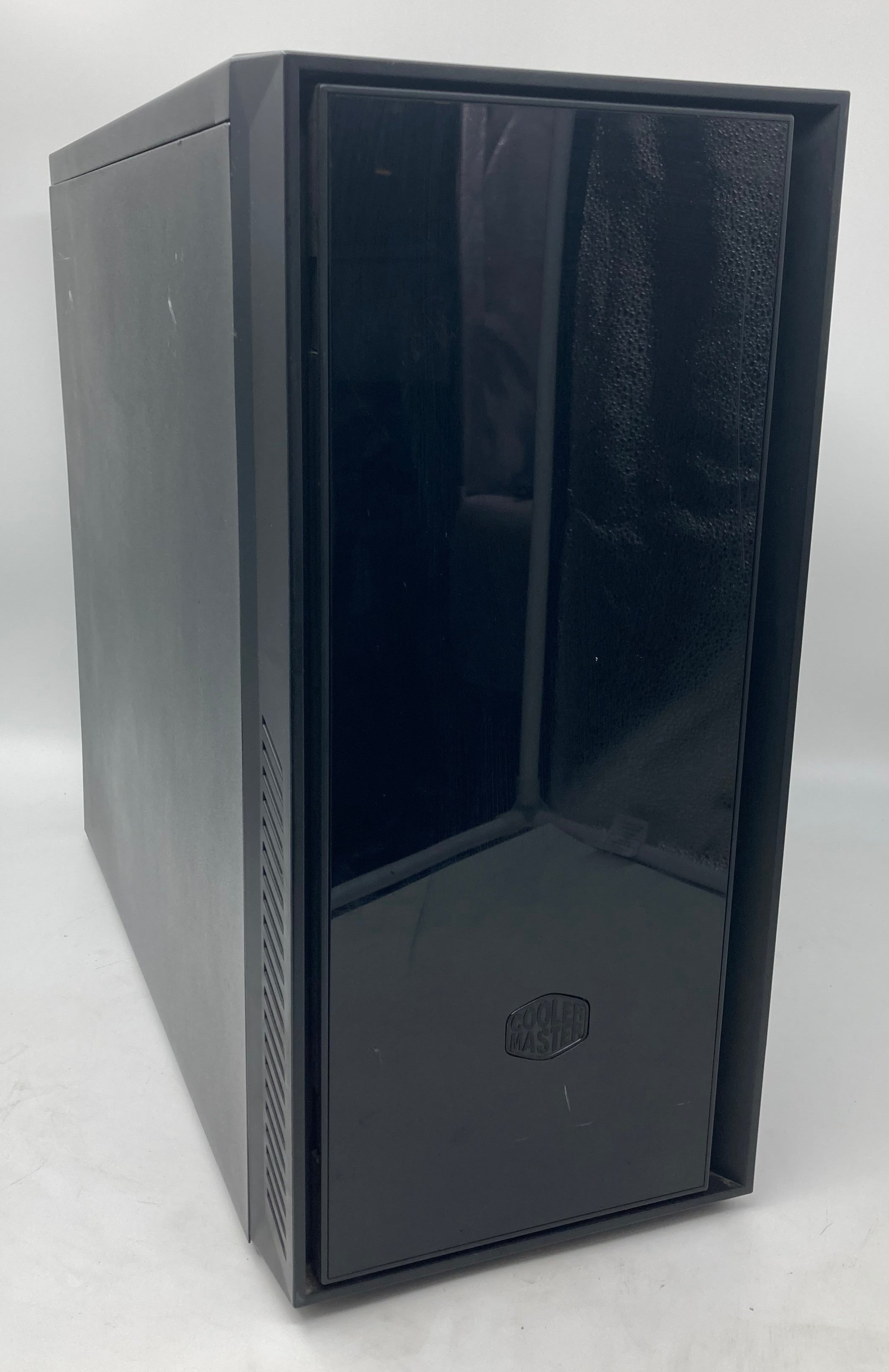 Cooler Master Gaming PC AMD Ryzen 5 3600 GTX 1660Ti 16GB RAM 256GB SSD W11