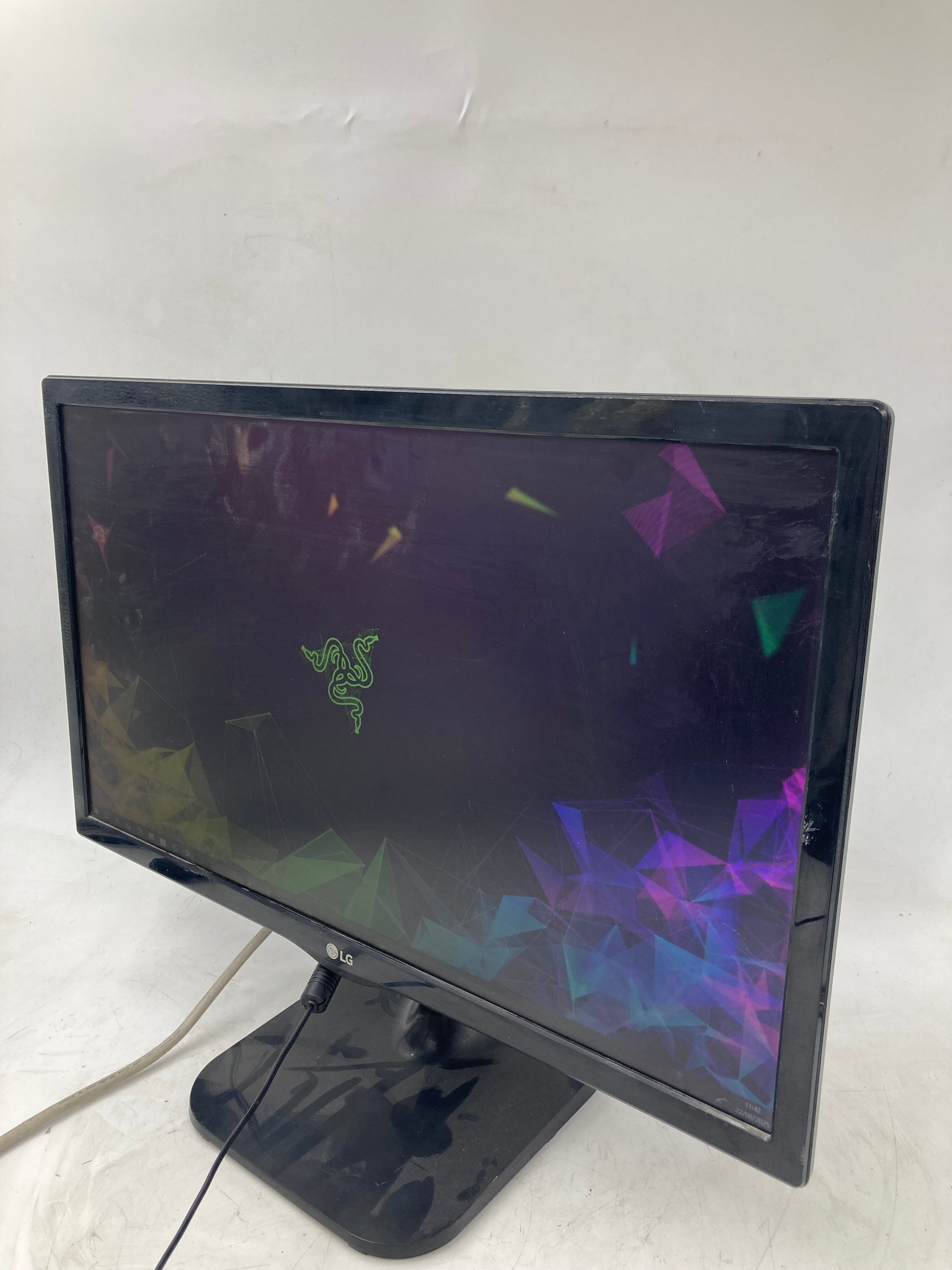 LG 22Mp47VQ-P - 22" 1920x1080 LCD Monitor HDMI DVI VGA