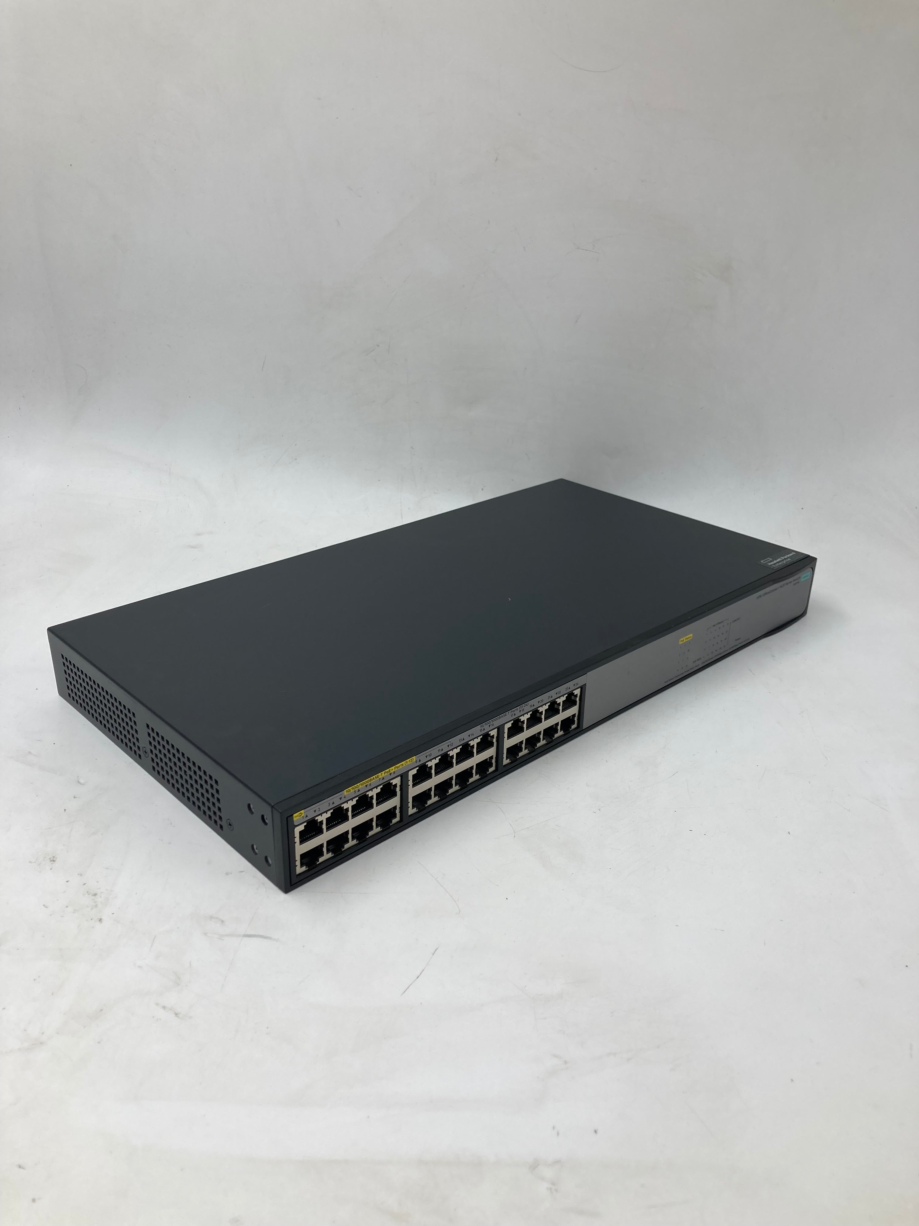 HPE Network Switch 1420 24G PoE+