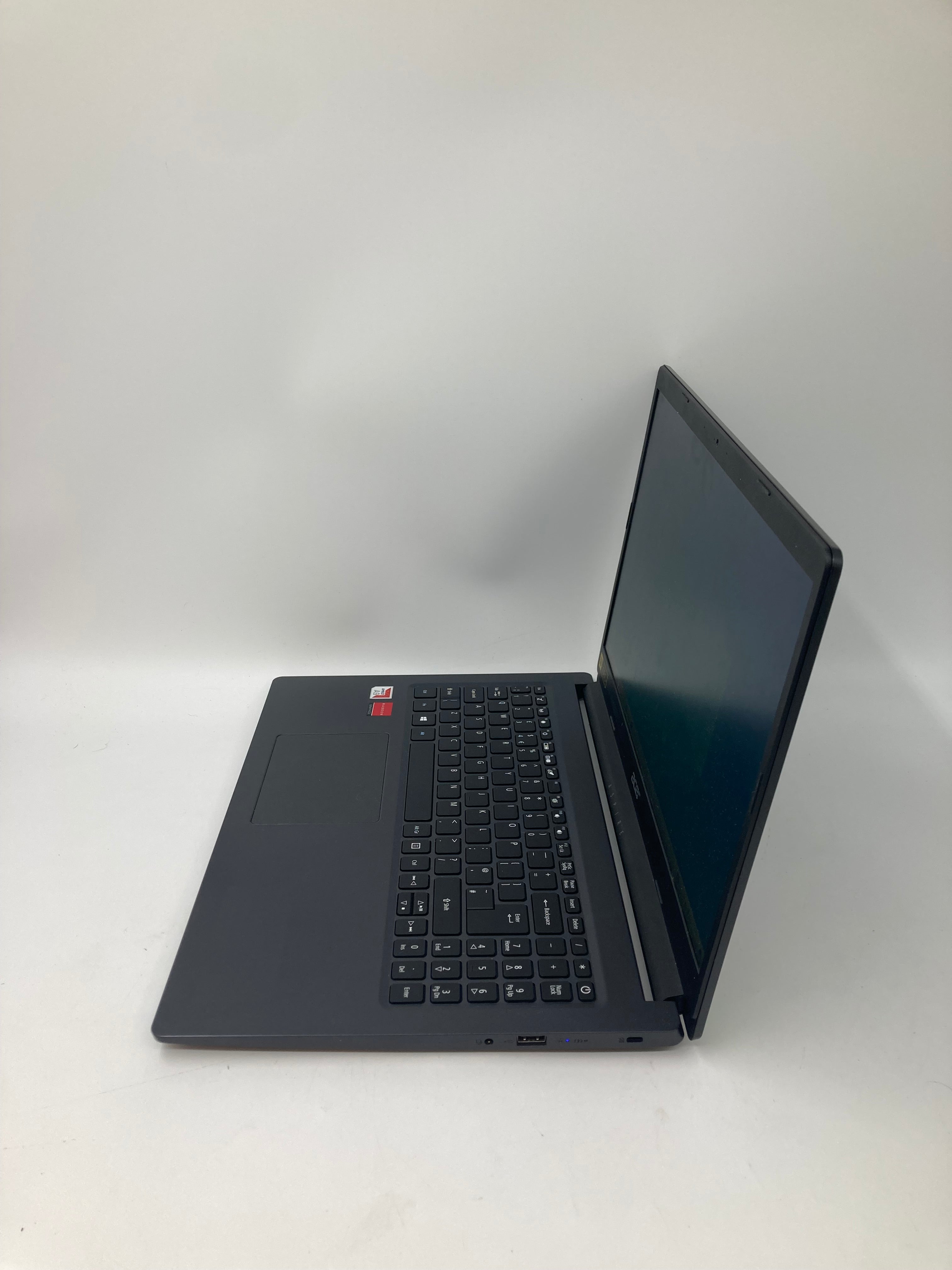 Acer Laptop N19H1 15.6" Screen AMD A9 9420E 4GB RAM 1TB HDD Windows 10