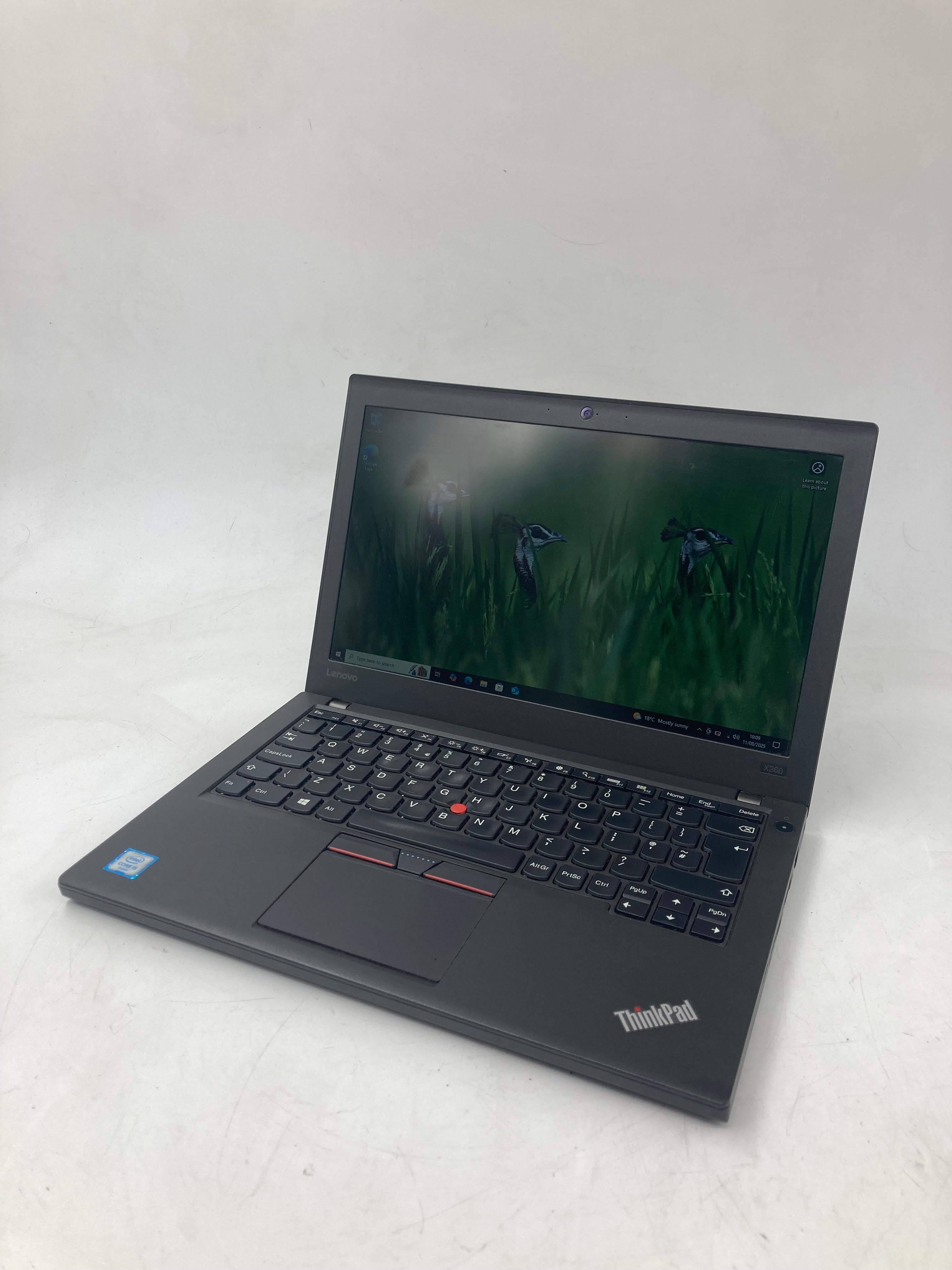 Lenovo ThinkPad X260 12.5" Screen i5 6th Gen 8GB RAM 128GB Win 10