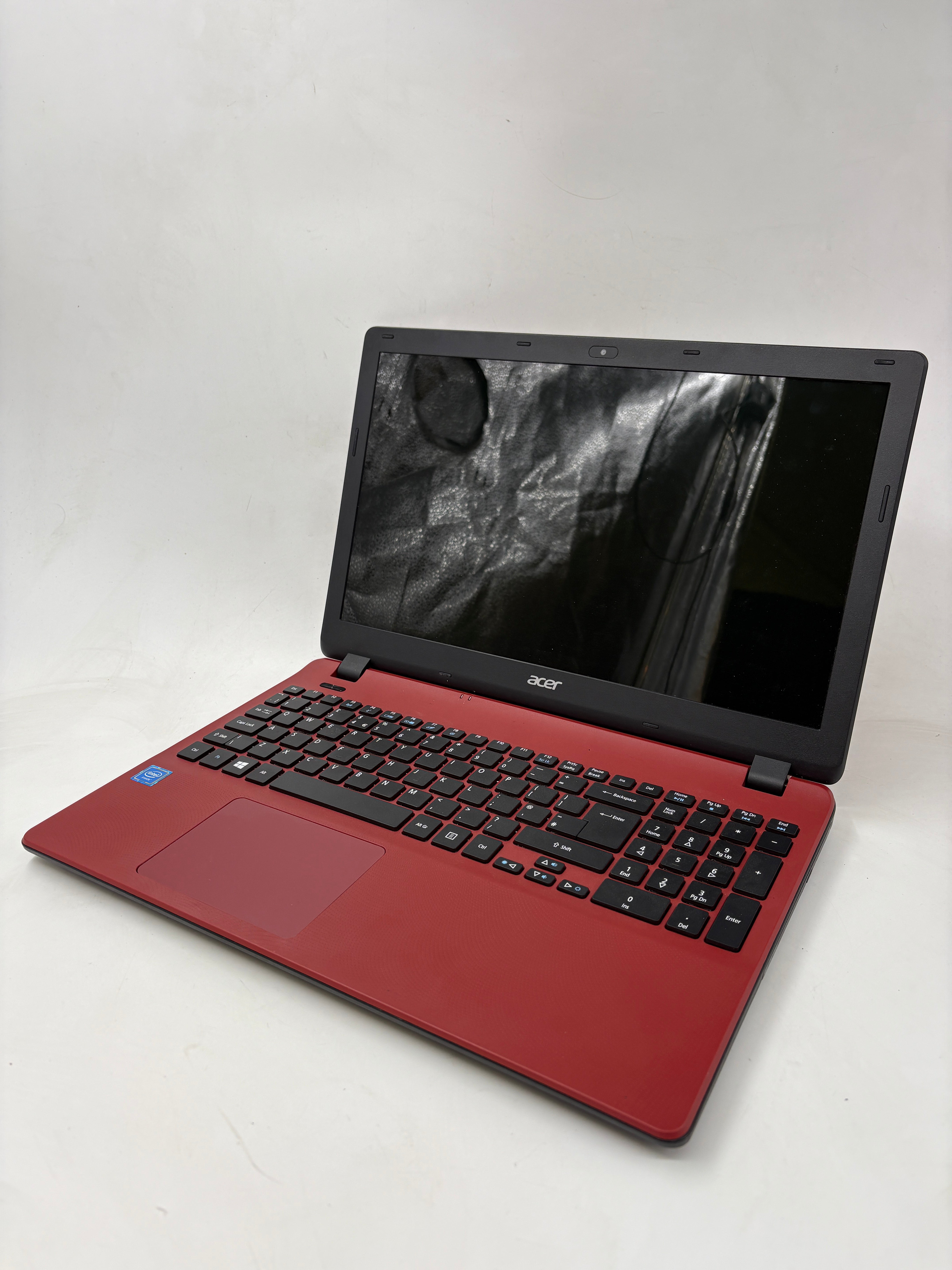 Acer Aspire Laptop E51-531 15.6" Screen Intel Celeron N3050 4GB RAM NO HDD NO OS