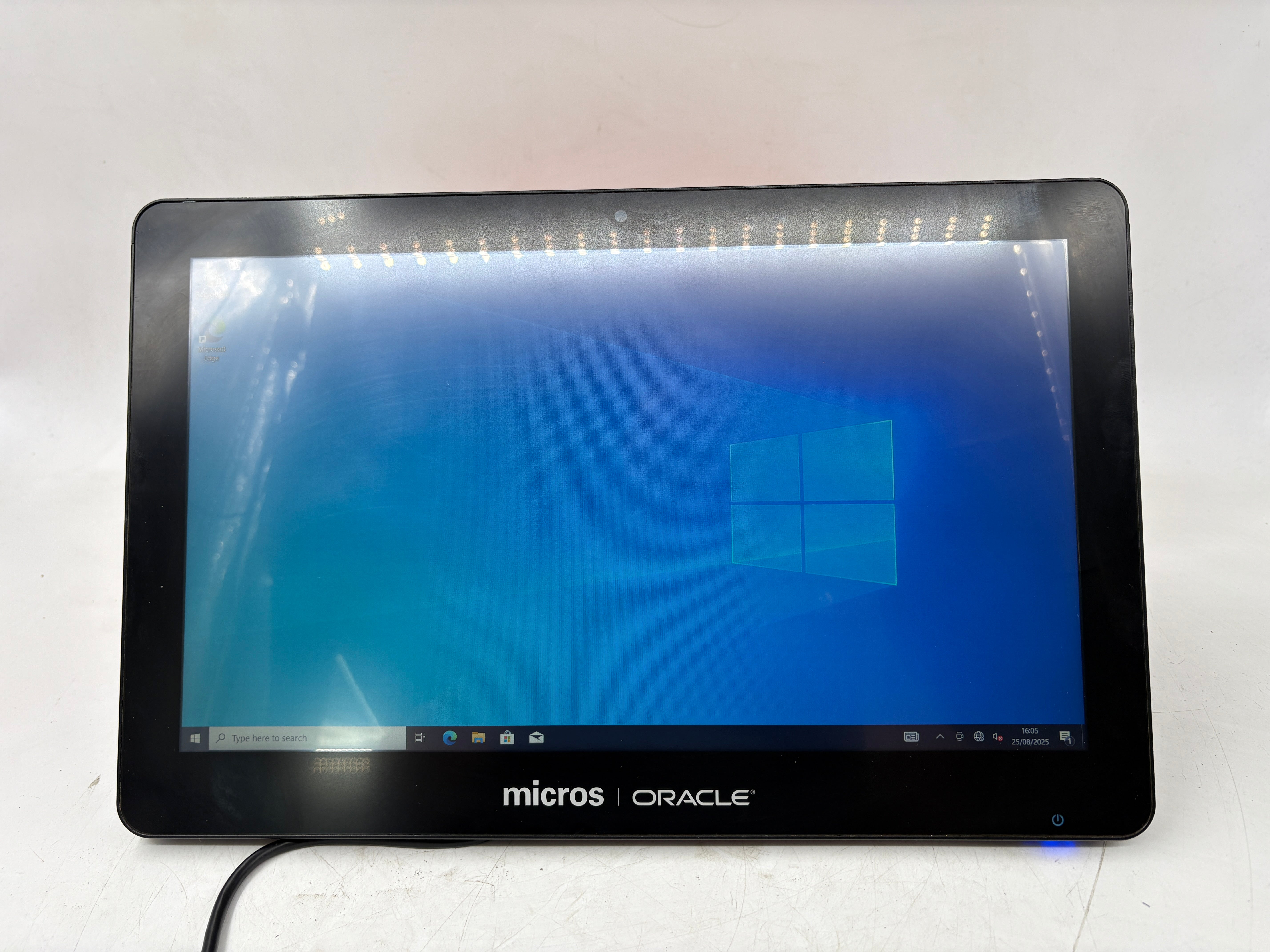 Oracle Micros Workstation 6 610 TouchScreen POS Atom E3827 4GB RAM 64GB SSD W10